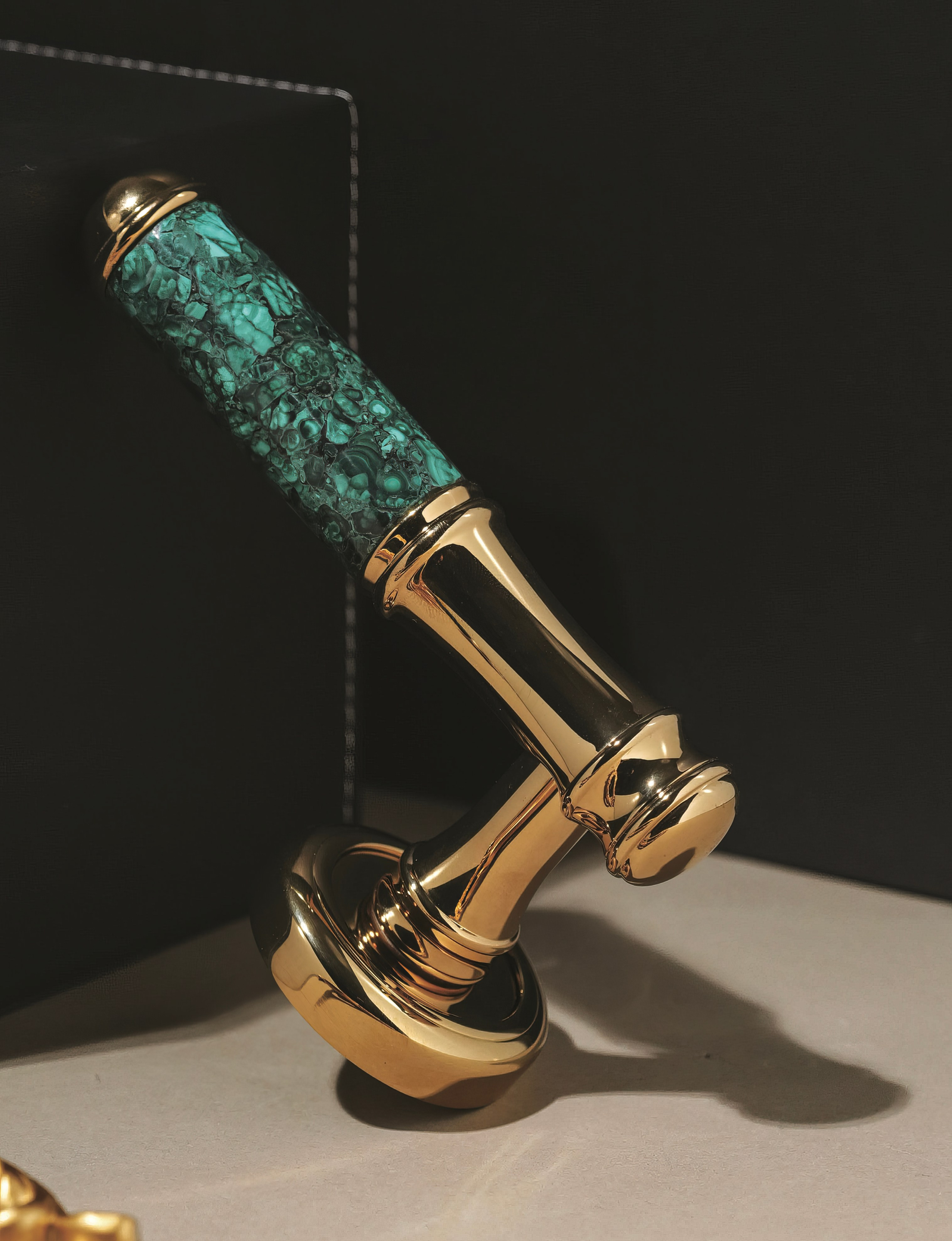 Дверные ручки