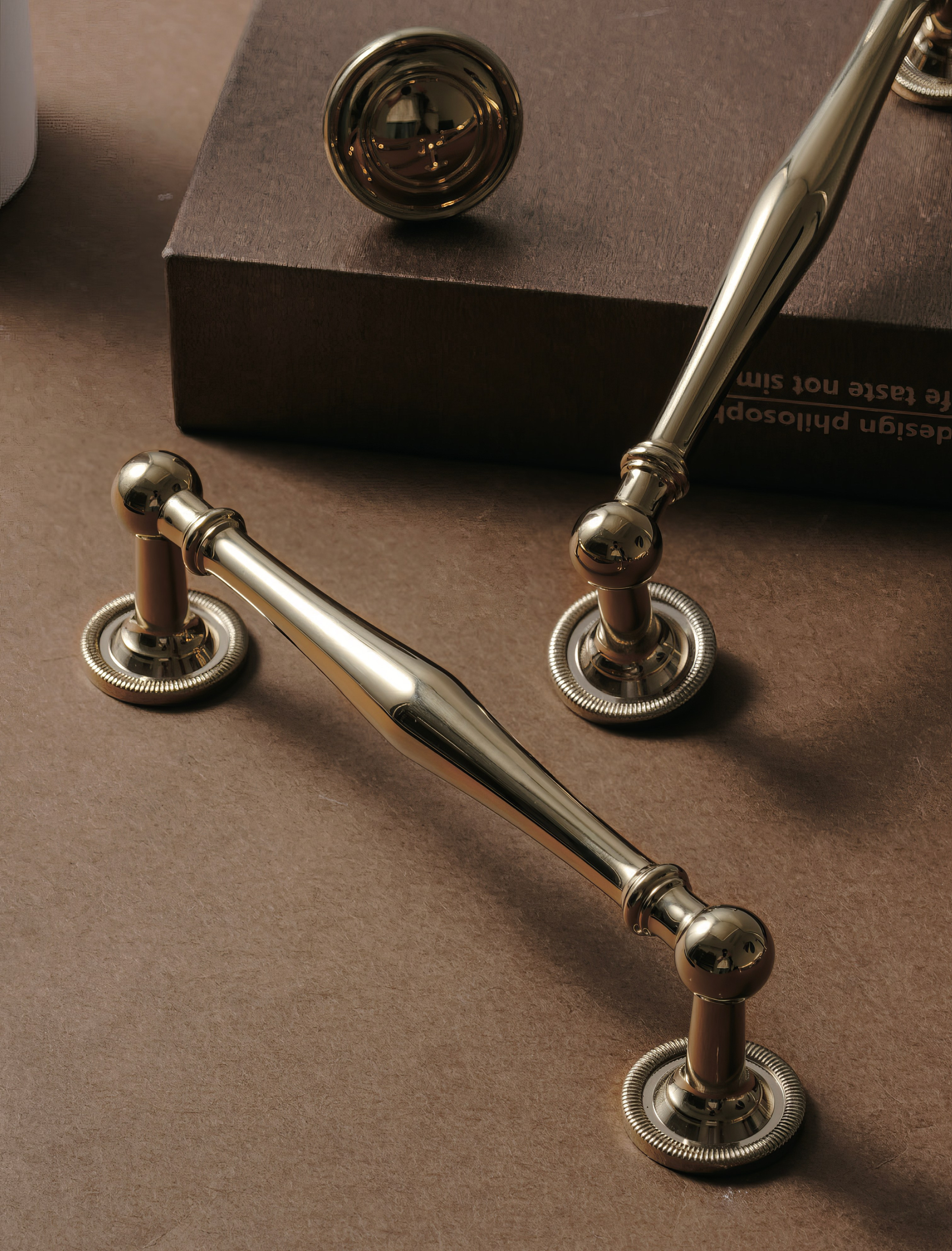 Мебельные ручки