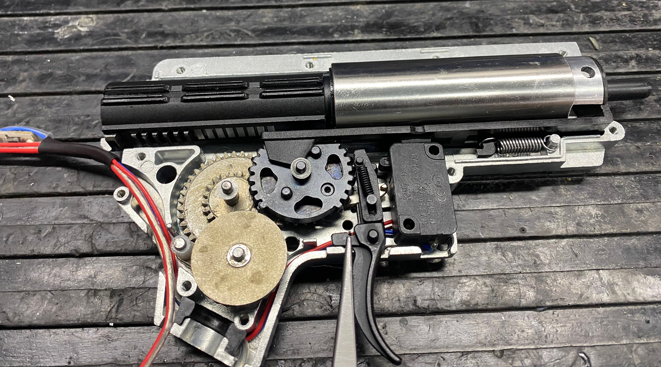 Тюнинг привода для CQB под высокую скорострельность. Страйкбольная мастерская Бигич Воркшоп