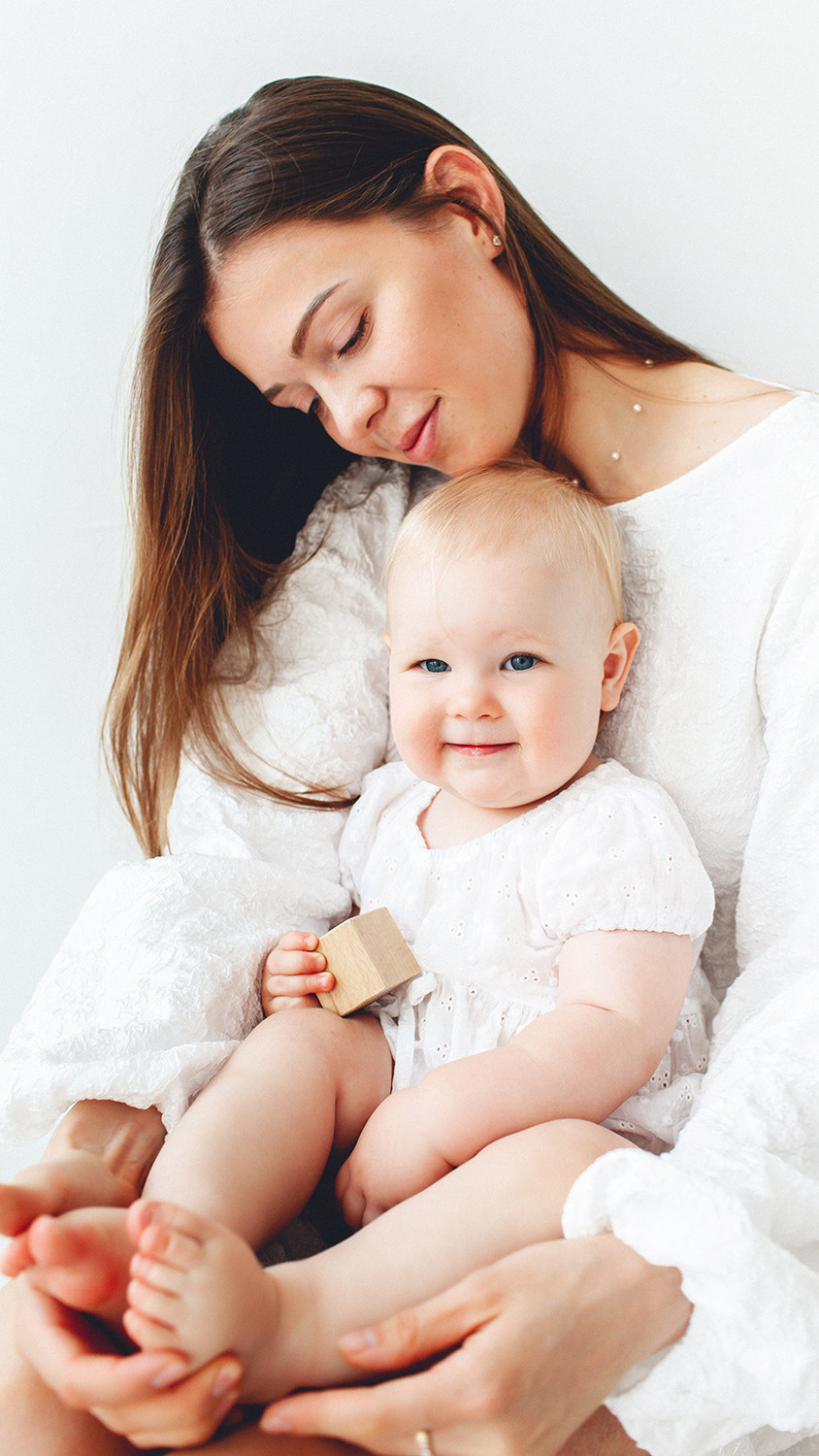 Фотосессия Мамы и малышки в Маленькой белой студии в Самаре. Детский фотограф в Самаре