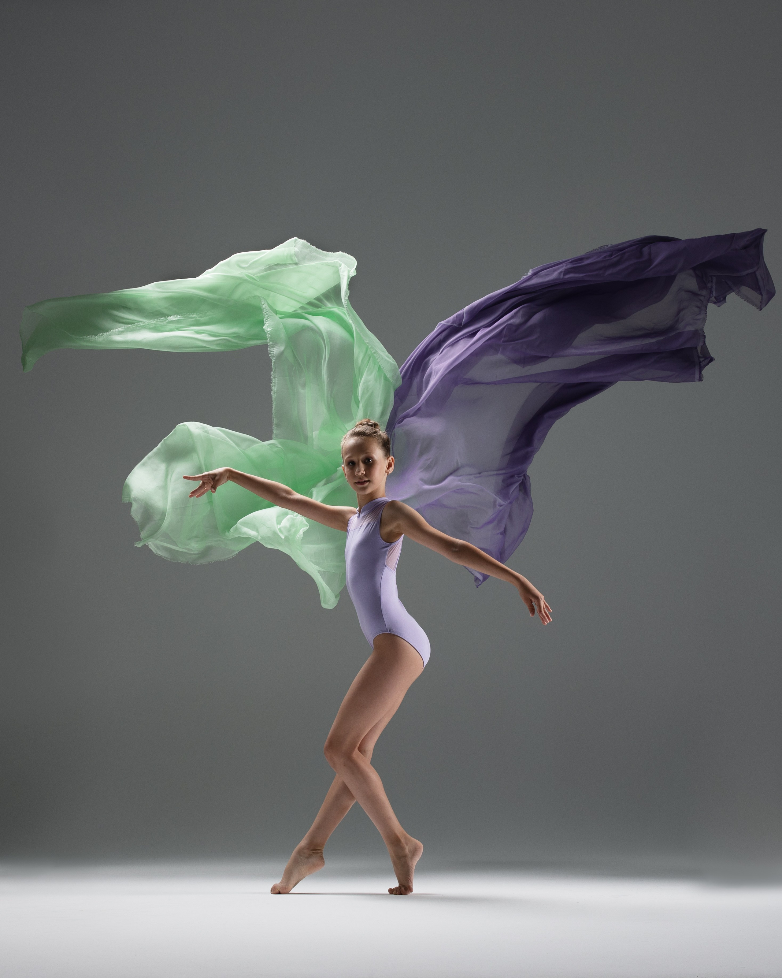 Фотосессия с тканью в стиле sport art для гимнастки. Москва. Спортивный фотограф Татьяна Цветкова