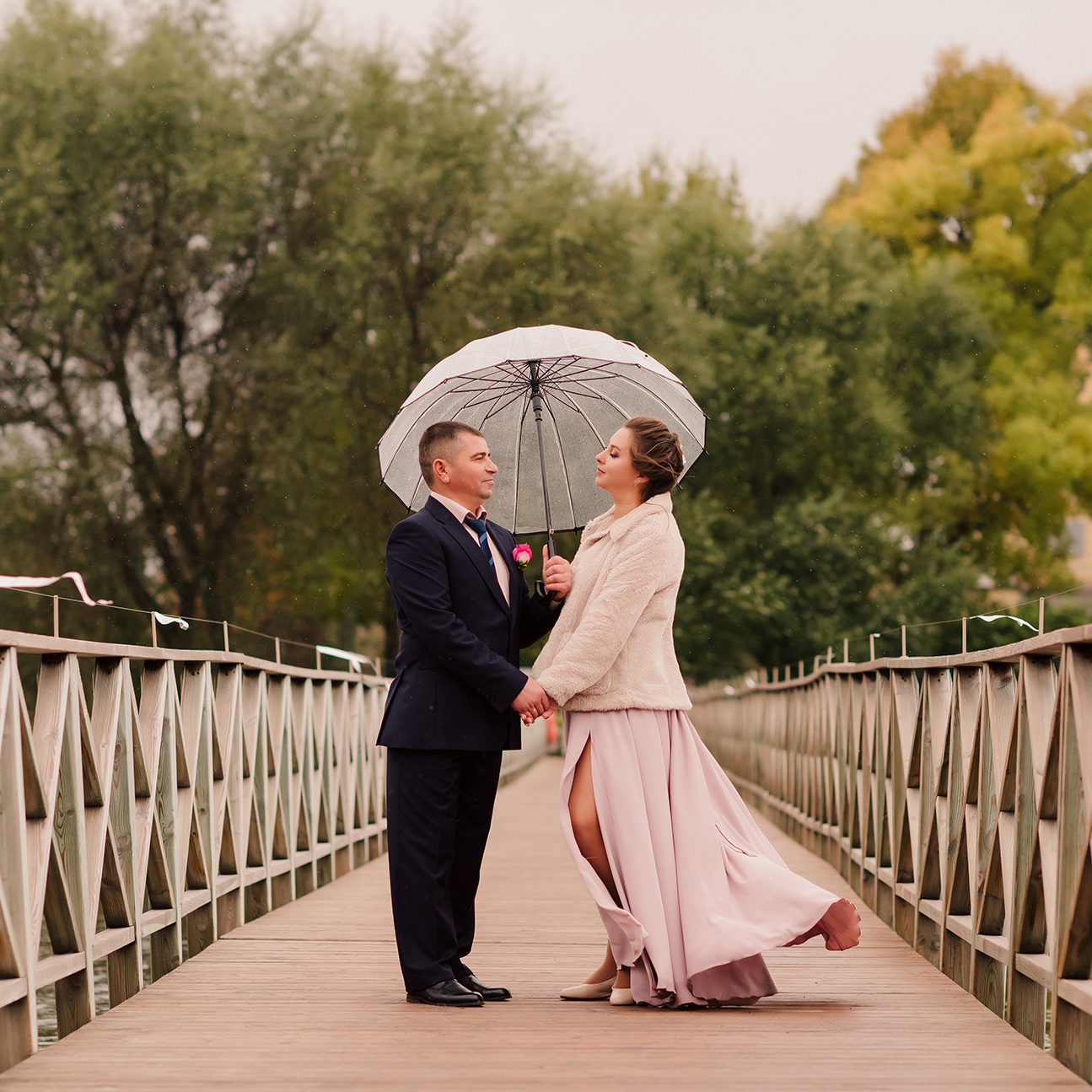 СВАДЬБА В ДОЖДЬ стоит ли бояться и что делать?. Семейный и Свадебный фотограф. Санкт-Петербург. Пушкин