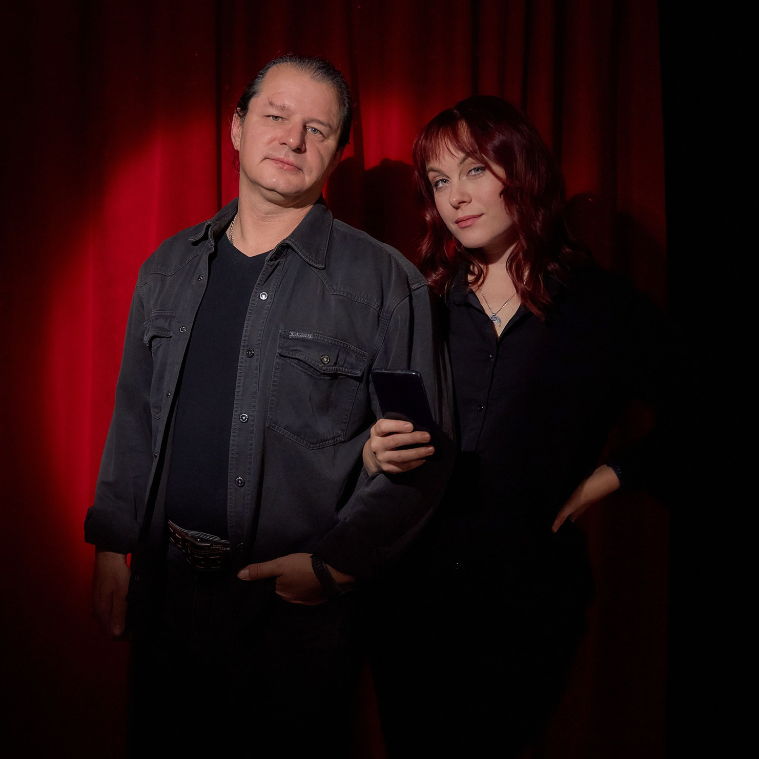 Фотограф на выпускной в школе. Видеосъёмка. Фотограф и видеограф в Екатеринбурге