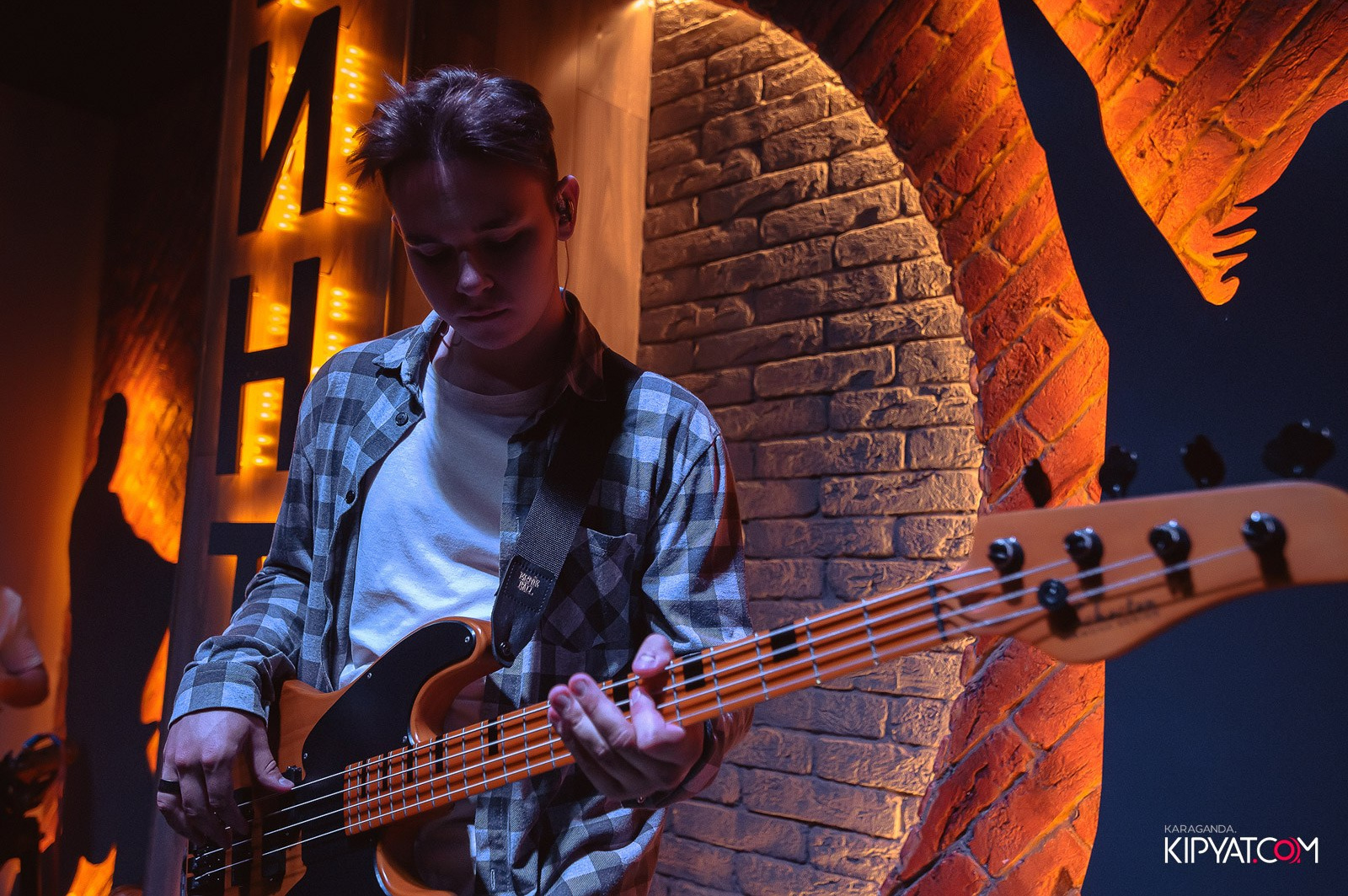 Пинта Bar & Grill в ТД «Алем». Кипятком Караганда