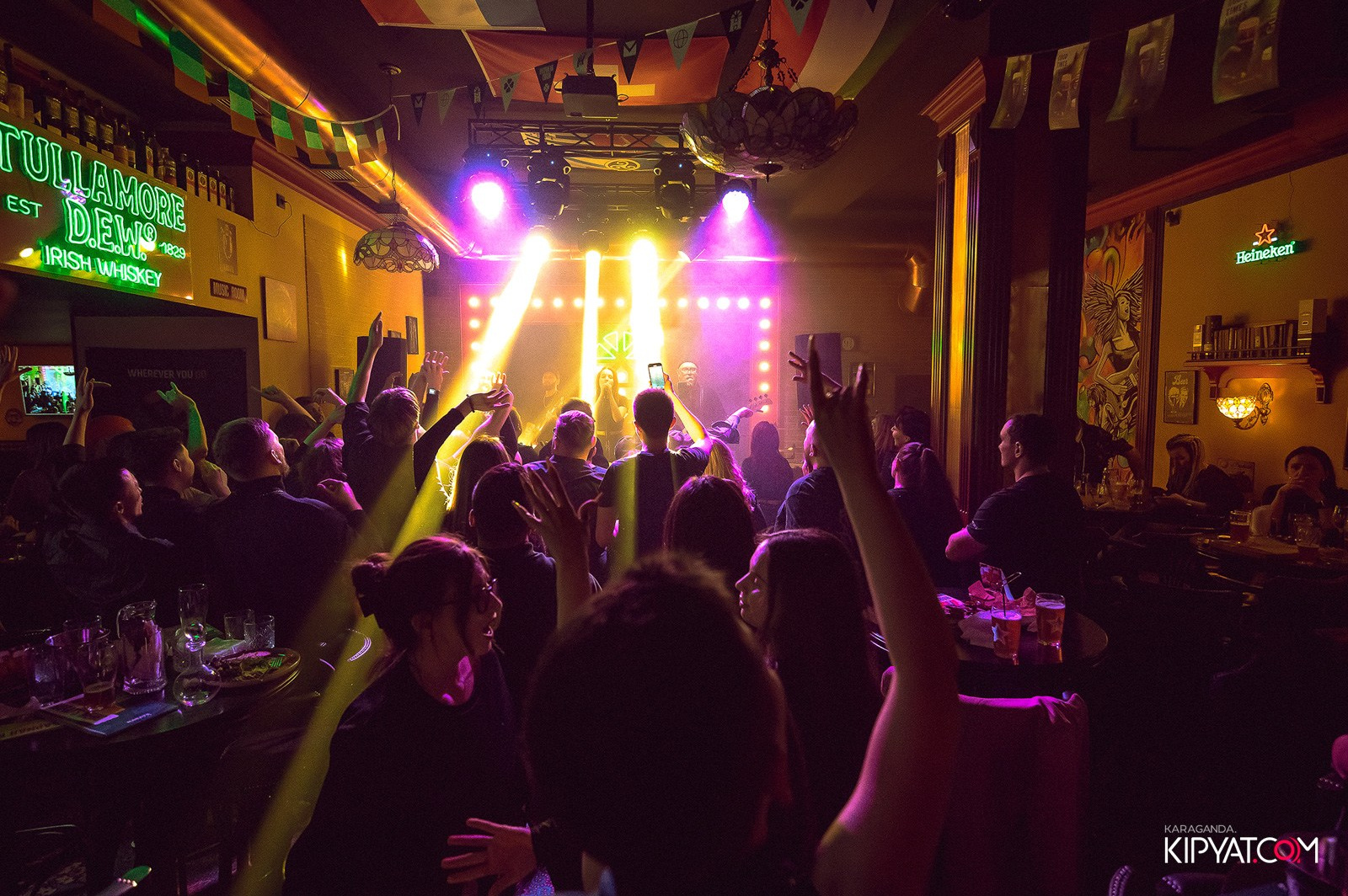 Harat's Birthday Party — Часть 1. Кипятком Караганда