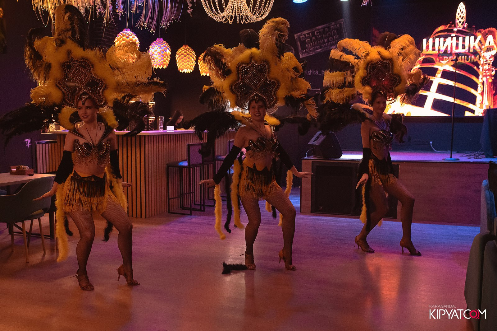 Летняя терраса Шишка Premium. Кипятком Караганда