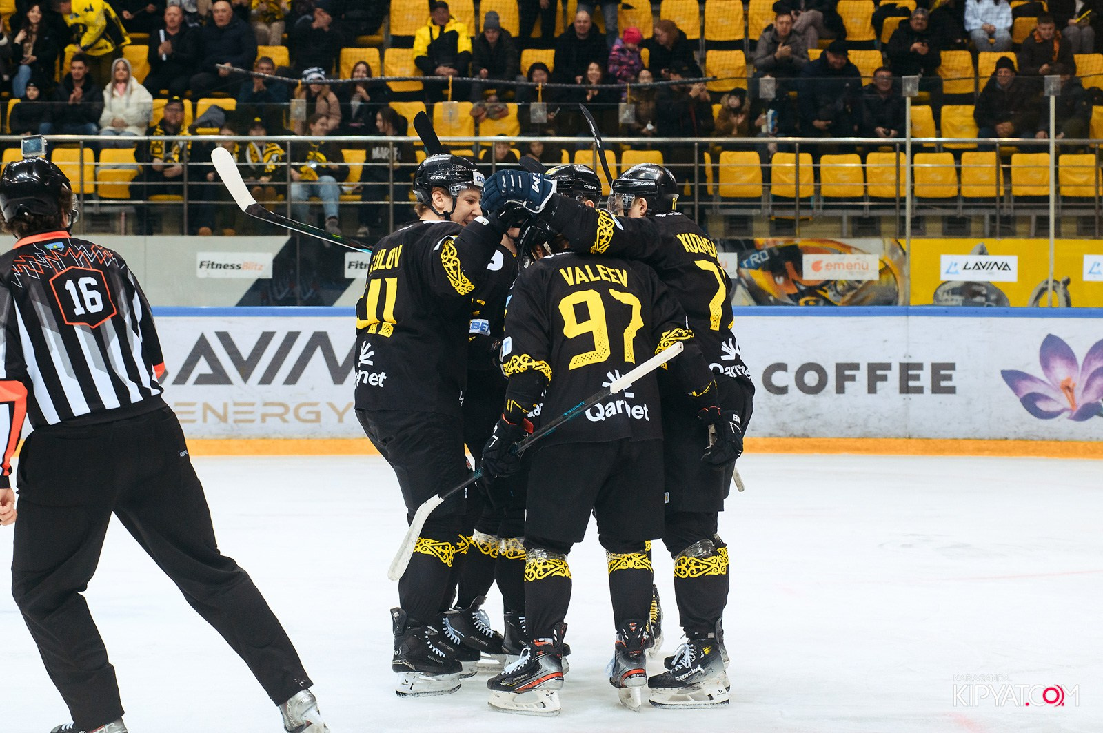 ХК «Сарыарка» — ХК «Алматы». ¼ Плей-офф. Кипятком Караганда