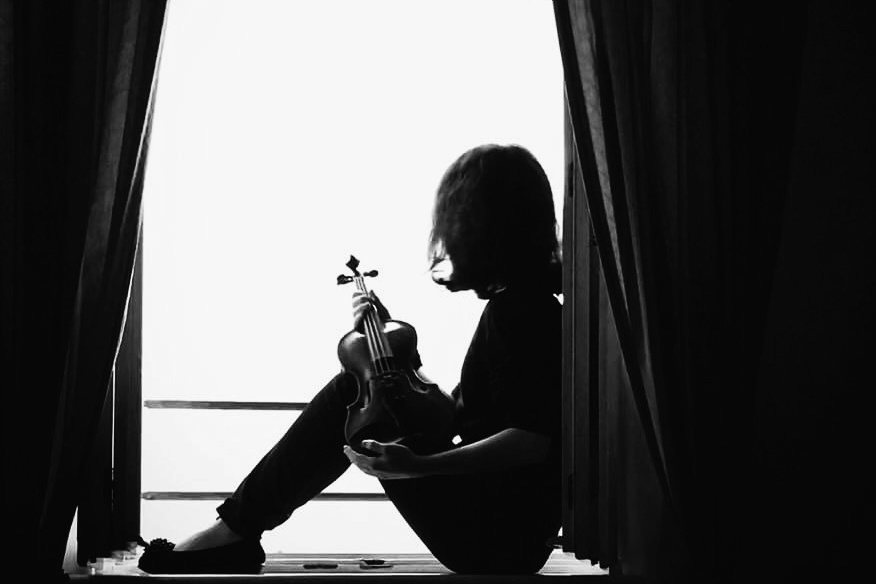 Контакты. Скрипачка Анна Савкина