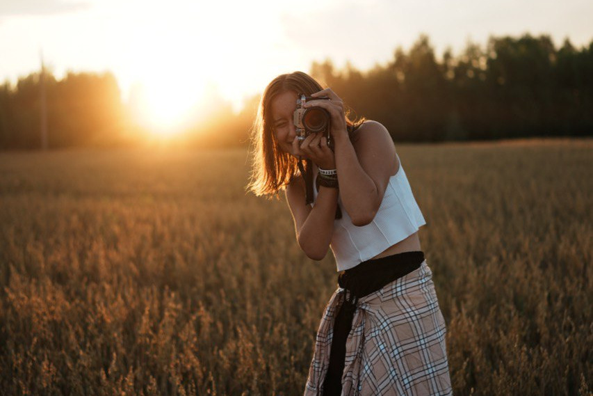 Контакты. Фотограф Валерия Кононова