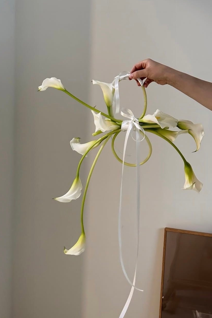 Акцент на букет. Свадебный фотограф Марина Попова