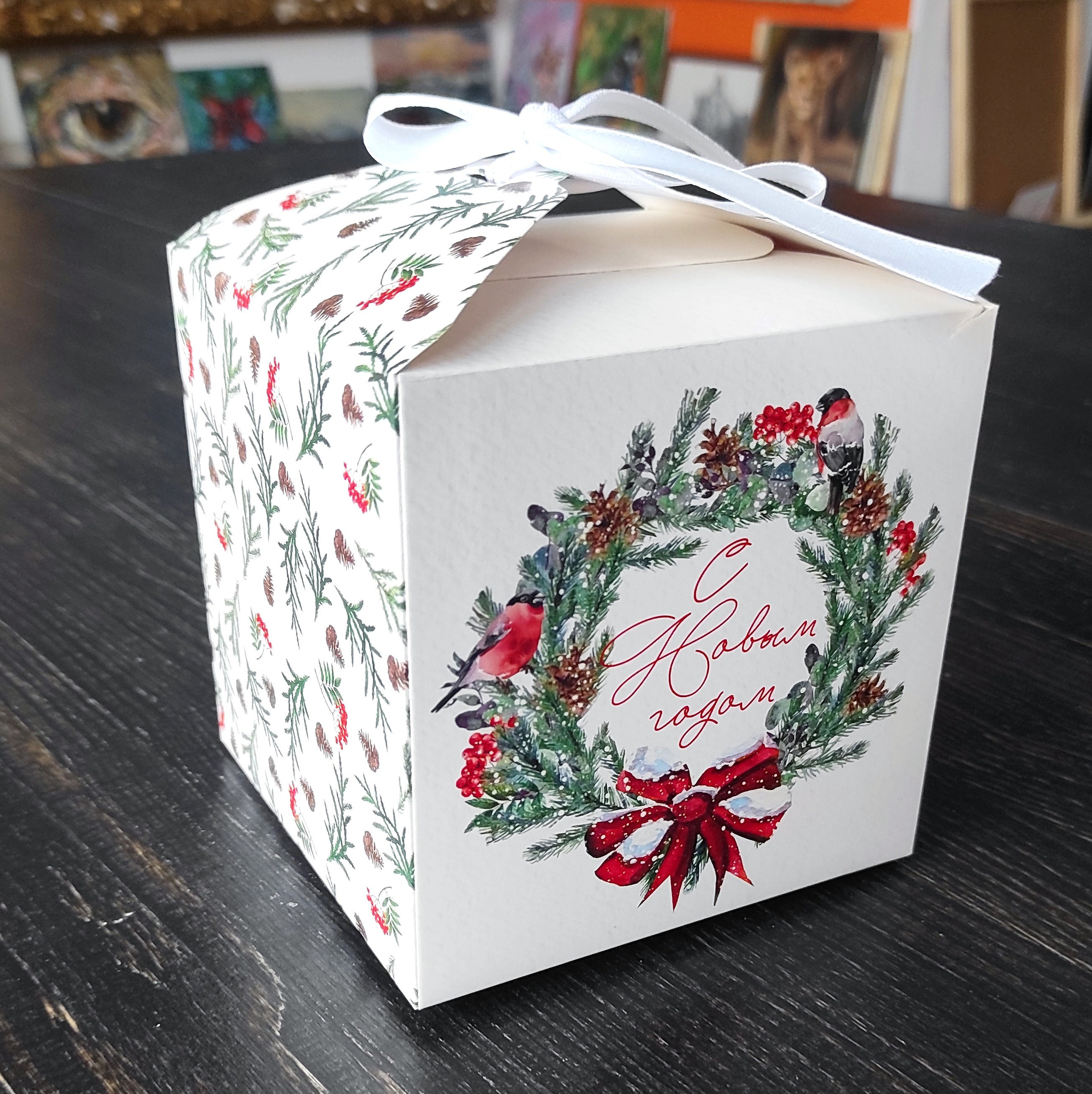 Елочный шар с росписью-Ваш лучший подарок на Новый Год. Арт-вечеринки и мастер-классы в Москве для взрослых и детей