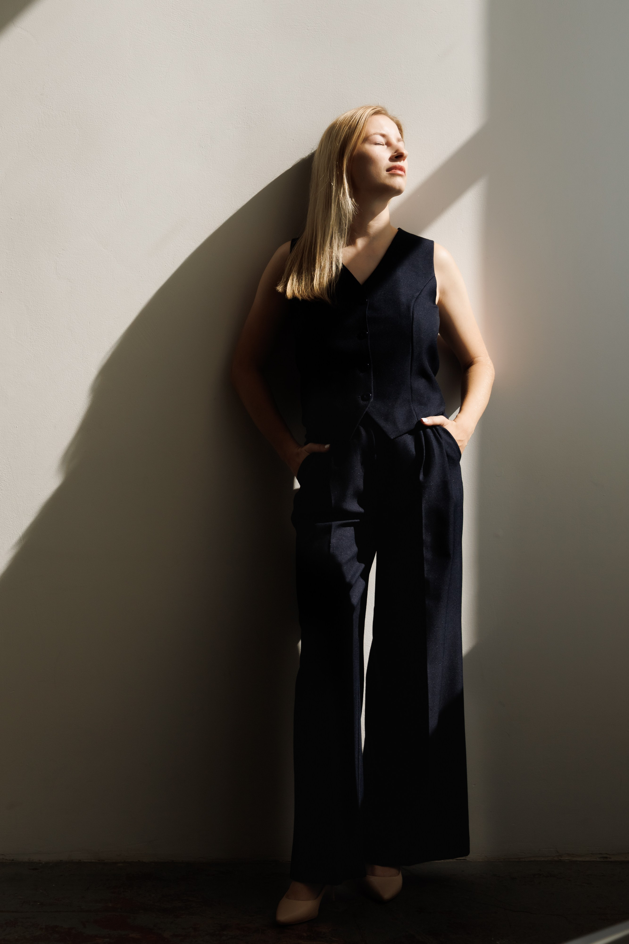 Женский и мужской фотограф в Нижнем Новгороде Наталья Латыпова. Портреты в низком ключе