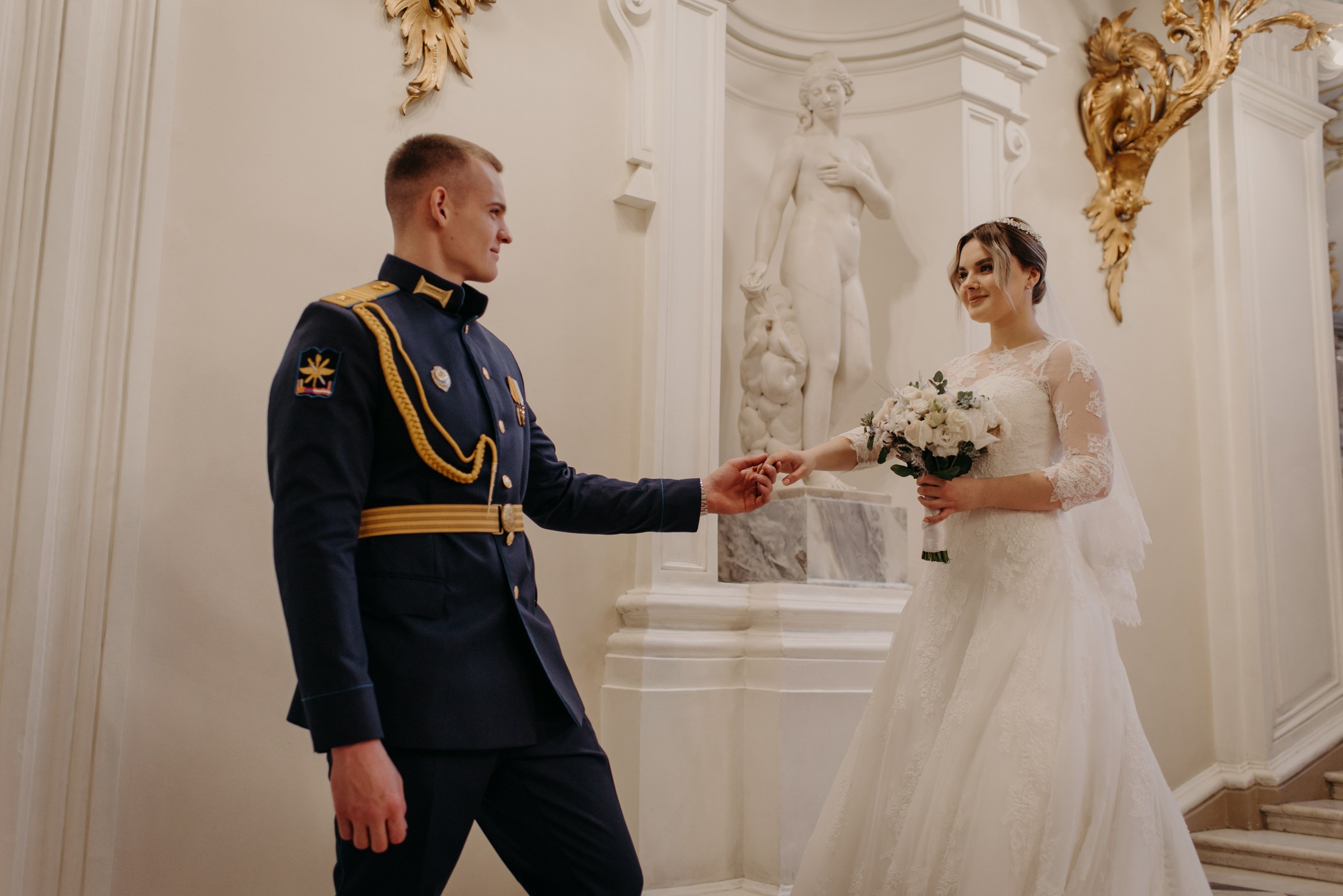 14 дворцов в Санкт-Петербурге для свадебной фотосессии в дождь. Свадебный  фотограф в Санкт-Петербурге Венера Ахметова