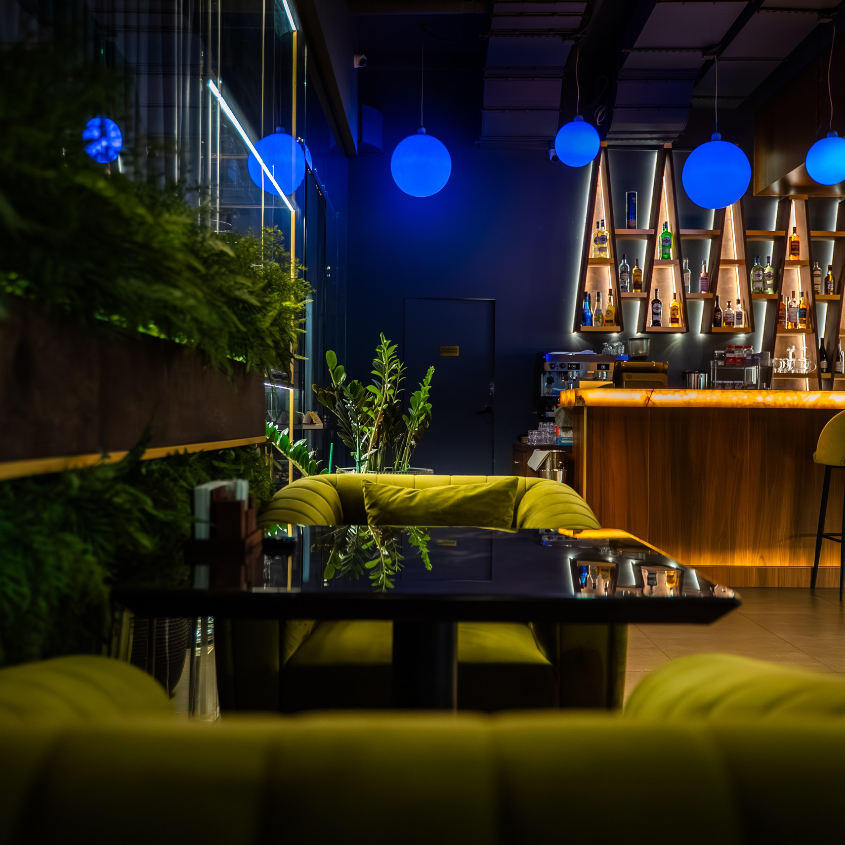 KUSTOV PRODUCTION — профессиональная фотосъёмка в Москве