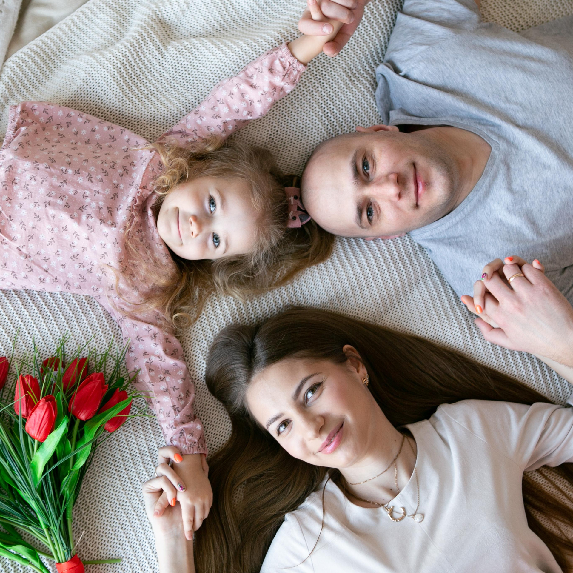 Семейная съемка. Фотограф Наталья Стаг в Омске. Фотографирую в разных стилях в разных студиях, а так же в школах и садах. Печатаю выпускные фотоальбомы