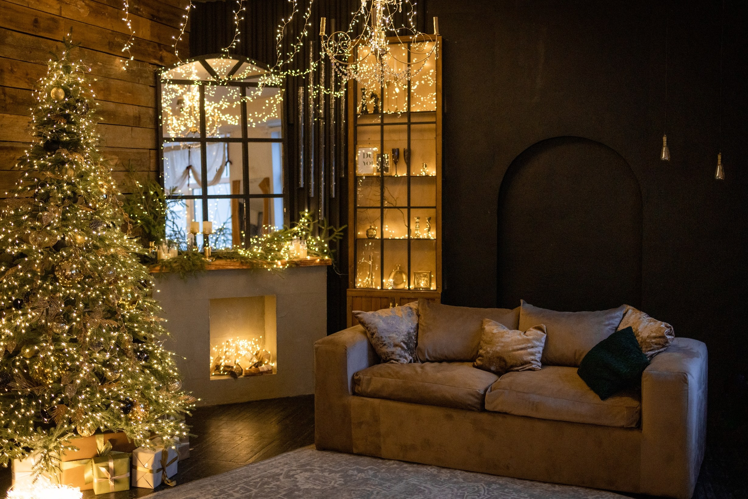 ФОТОСТУДИИ 2025-2026. Фотограф в Твери Helga J. Fox