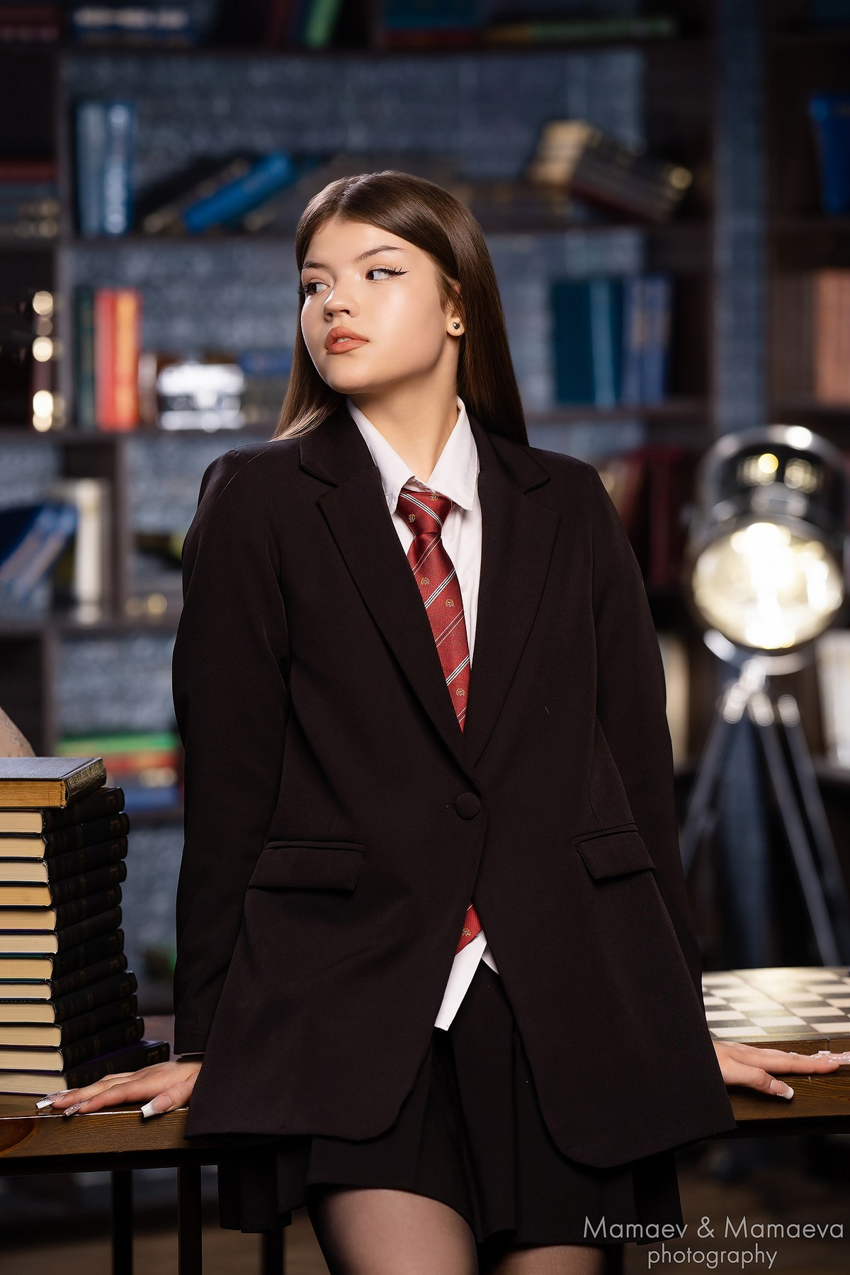 Студия 2 разворота (портрет). Выпускные альбомы от Мамаевых, город Киров