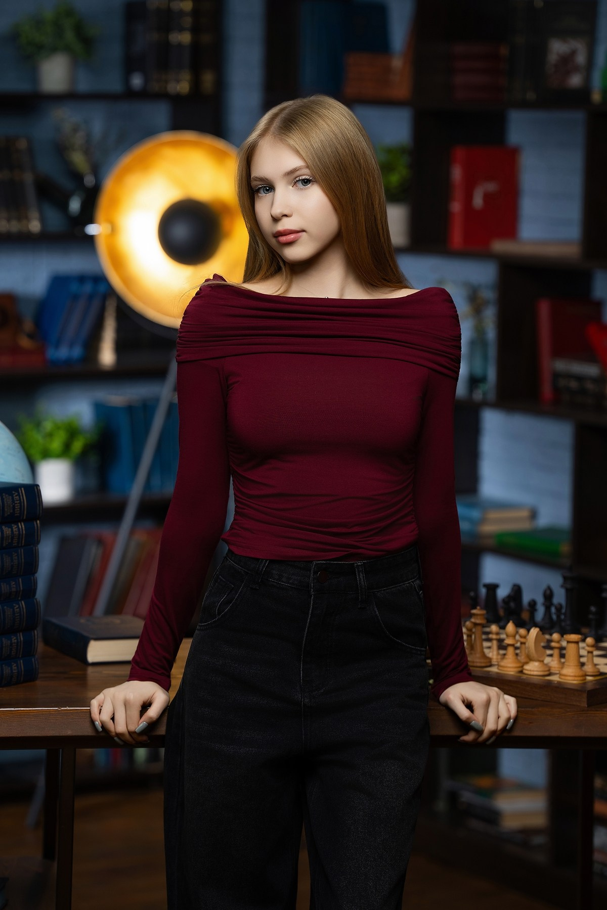 Студия 2 разворота (портрет). Выпускные альбомы от Мамаевых, город Киров