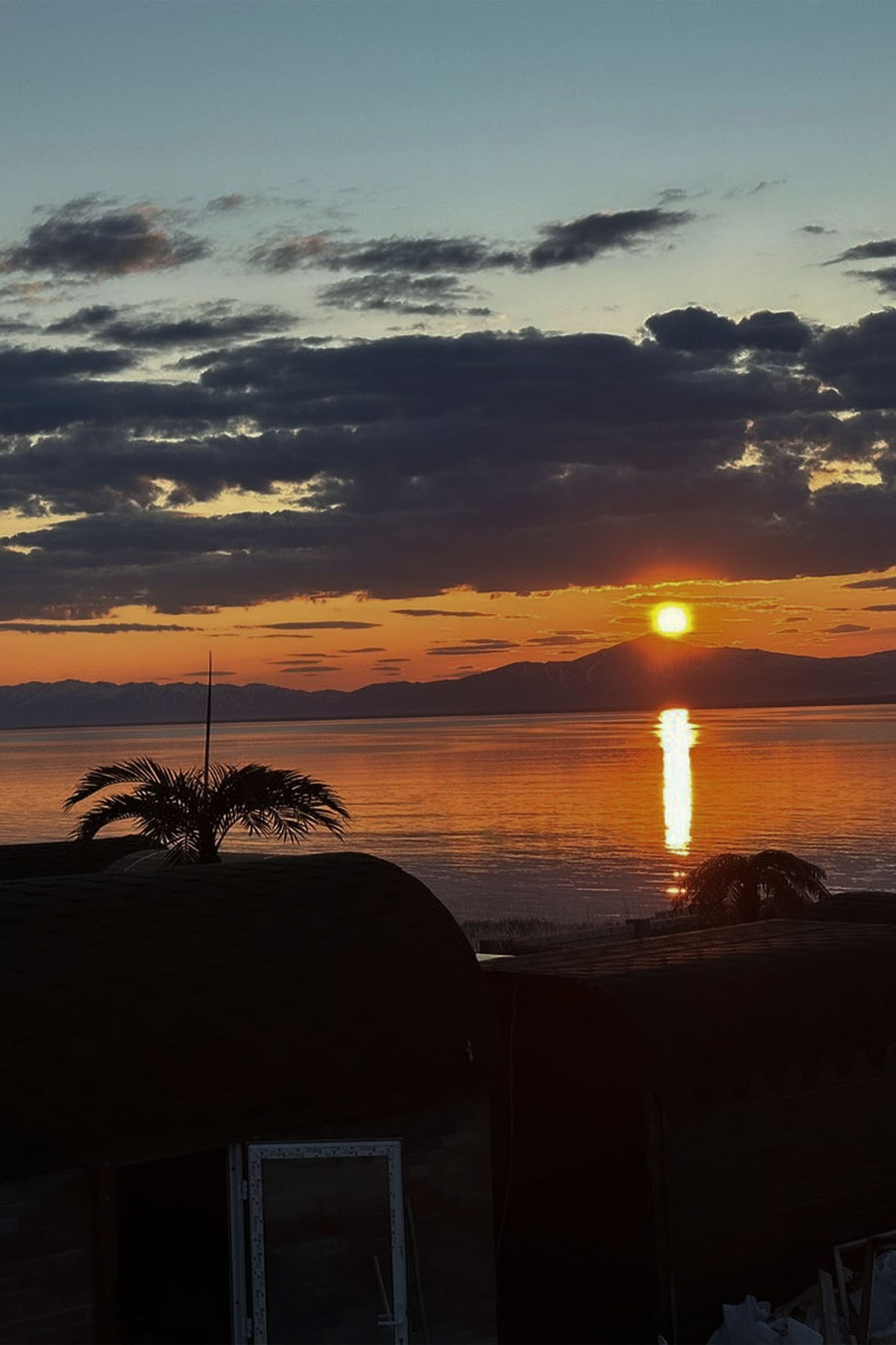 База на острове. Туристическая база отдыха «Островная» о Недоразумения