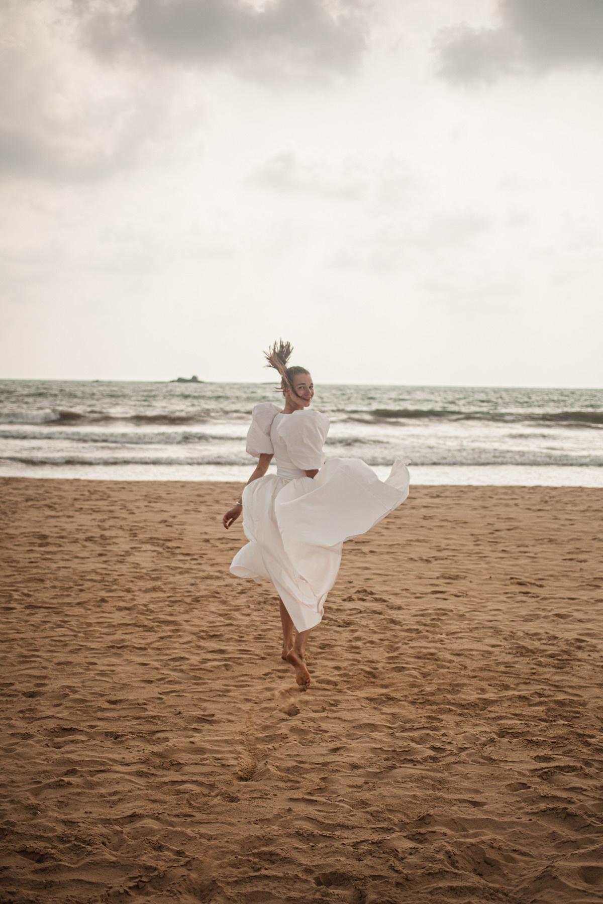 Фешн съемка в стиле лайфстайл. Фотограф Гоа / фотограф в Гоа / Дарина