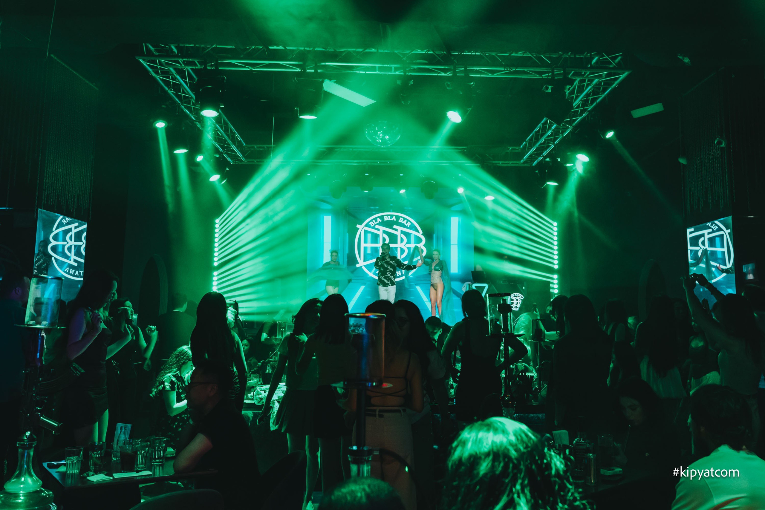 Bla Bla Bar. Астана Кипятком