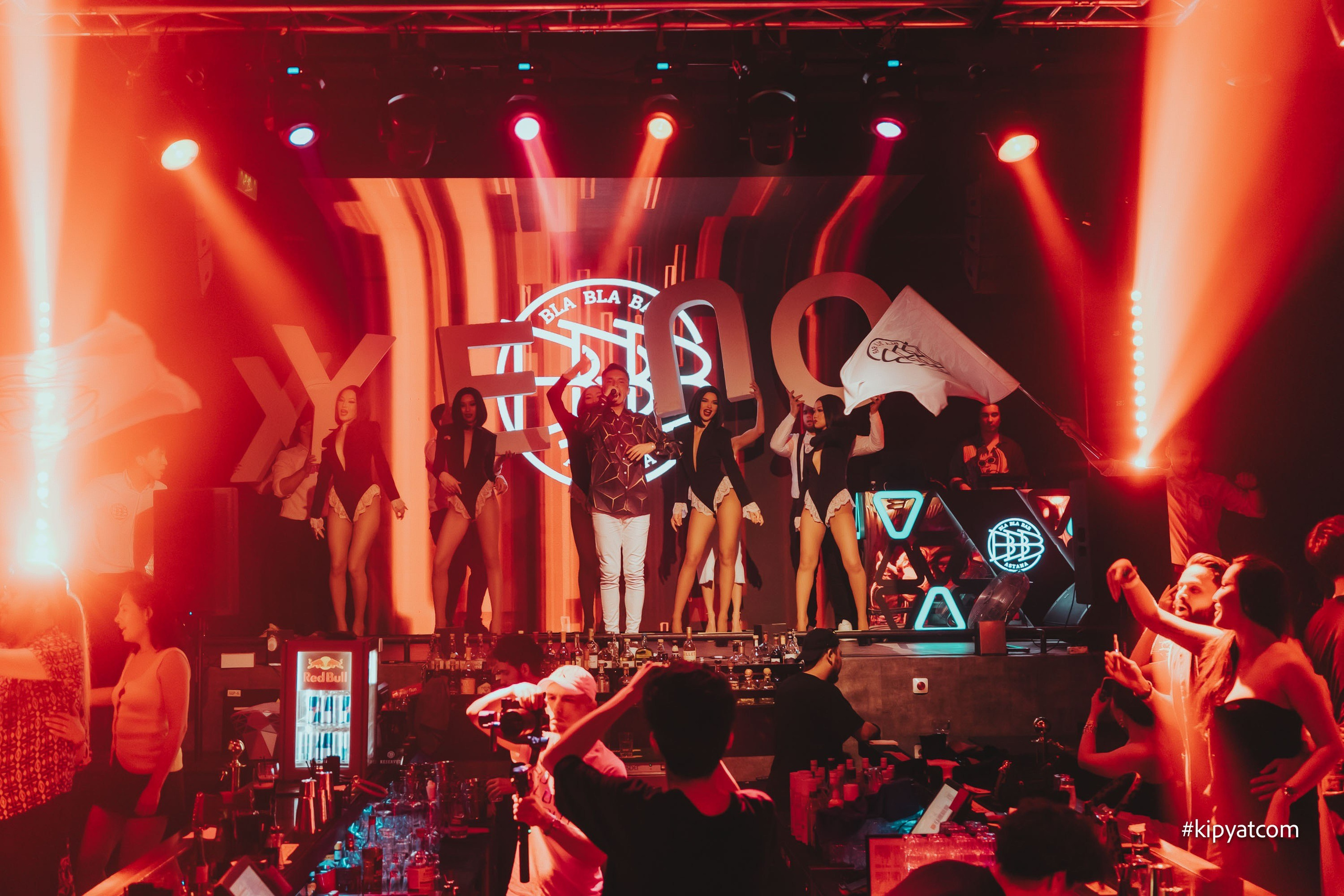 Bla Bla Bar. Астана Кипятком