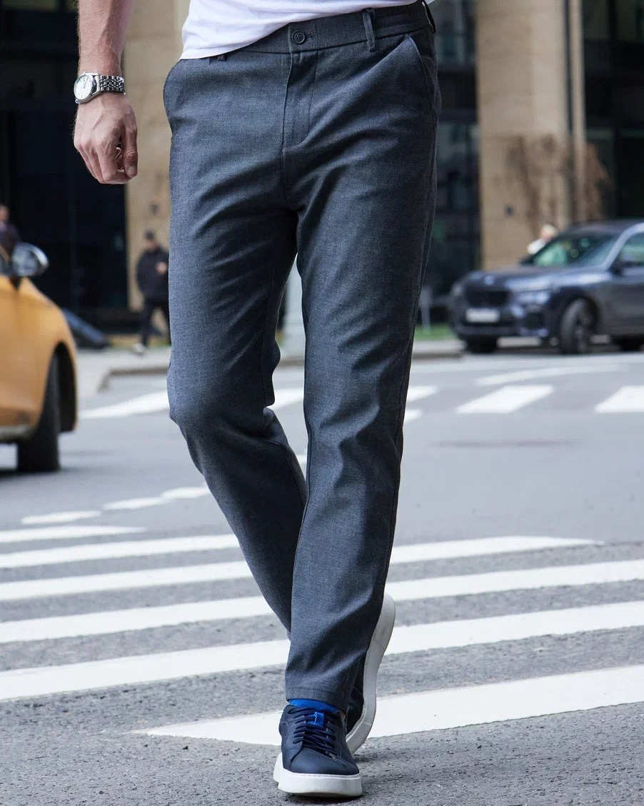 Организуем предметную съемку каталога одежды в Москве: фотограф с опытом