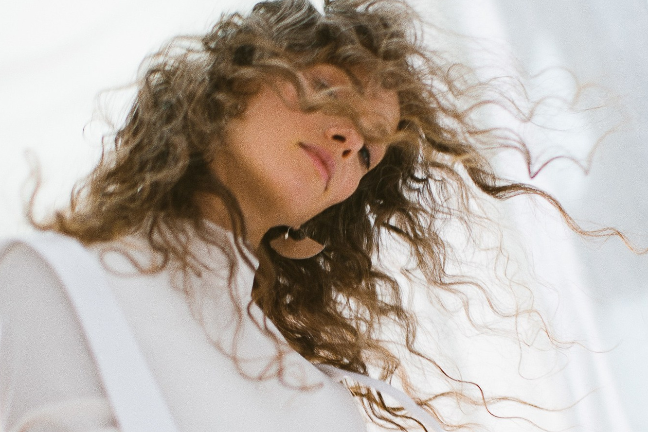 Рекламная съемка, которая взорвёт продажи: как придумать концепцию