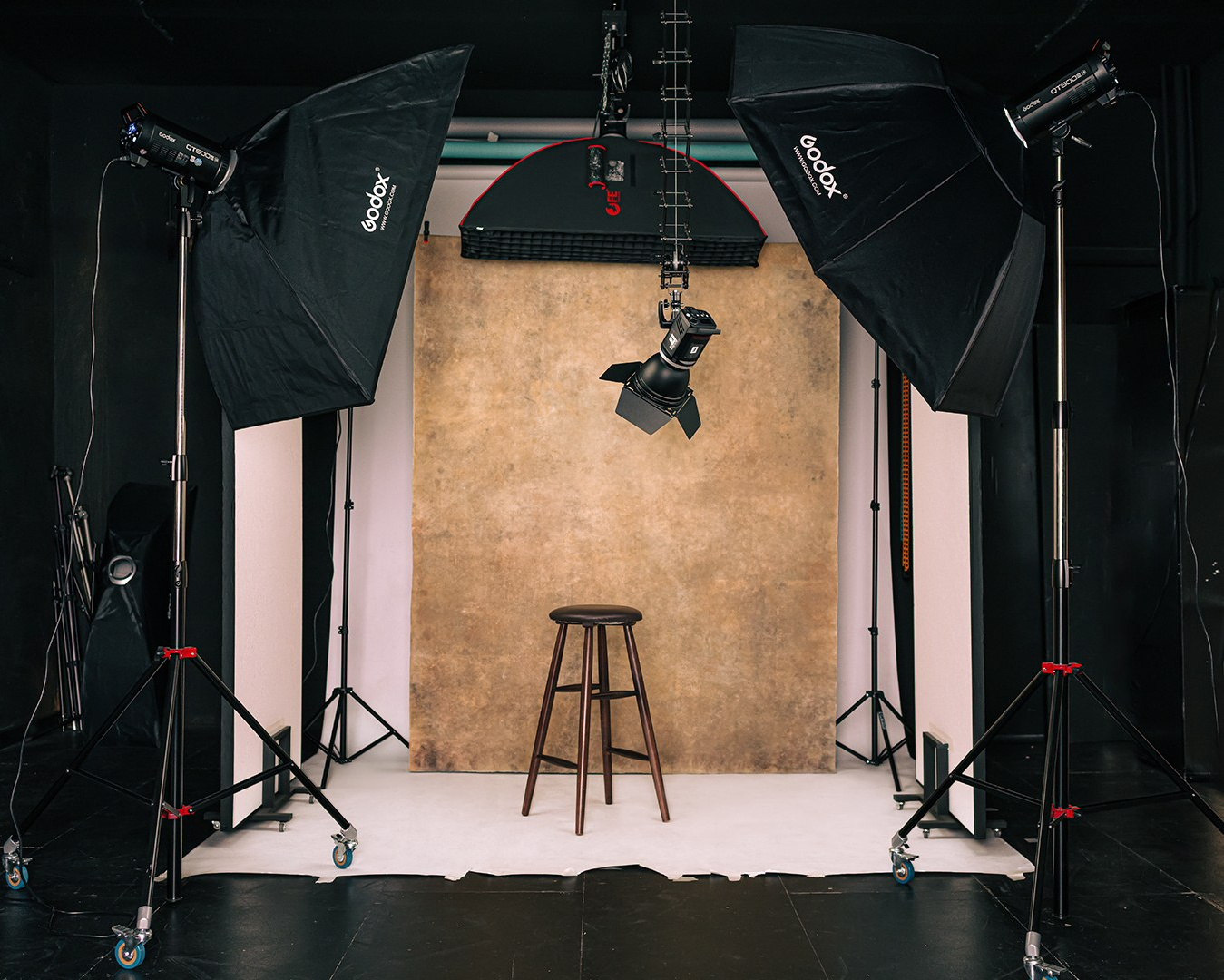 Красивые фотографии в фотостудии в Твери