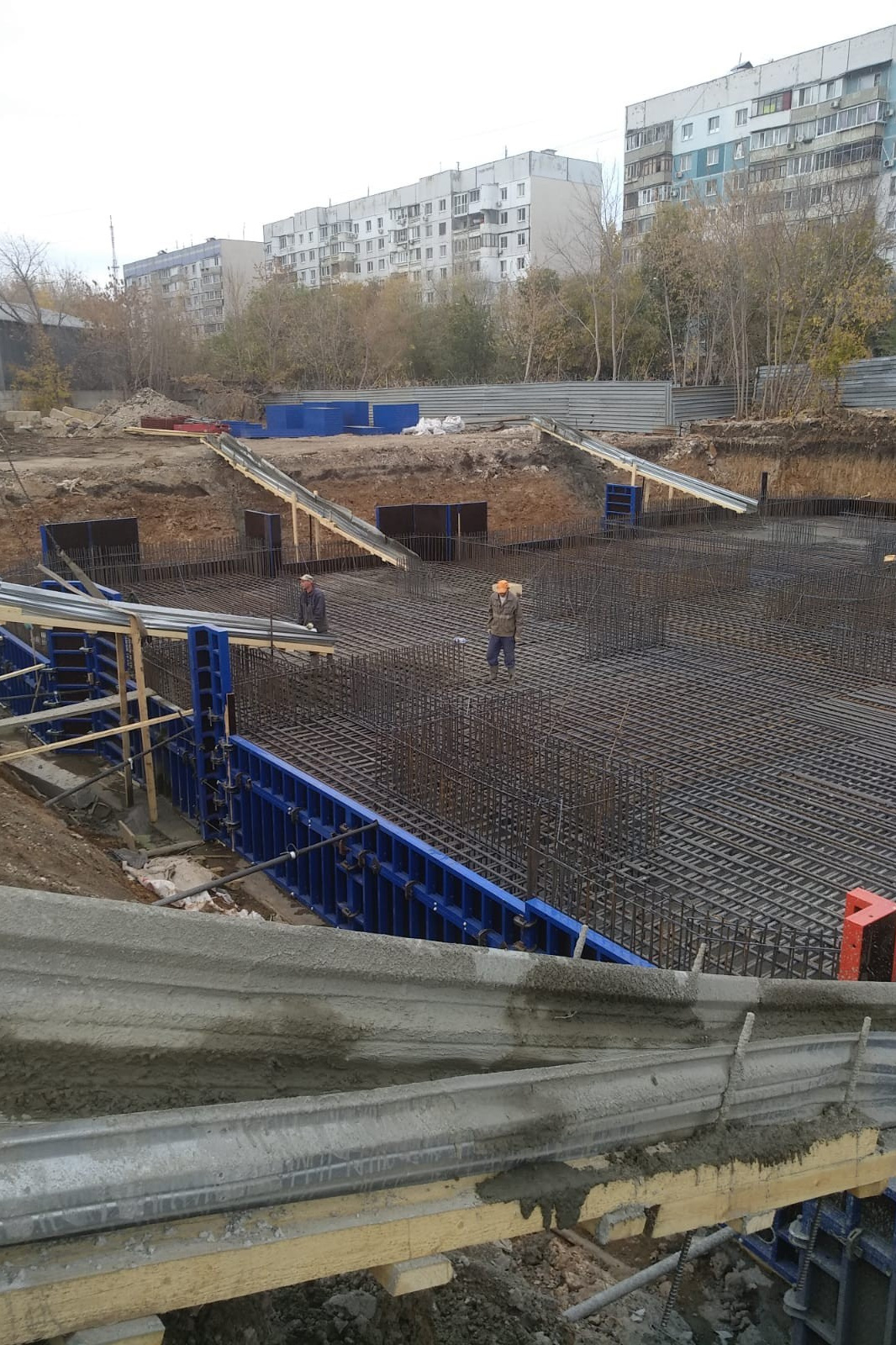 Фотографии рабочего процесса. Монолитное строительство домов в Самаре