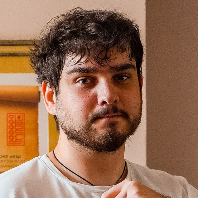 Контакты. Денис Суровцев — фотограф в Элисте