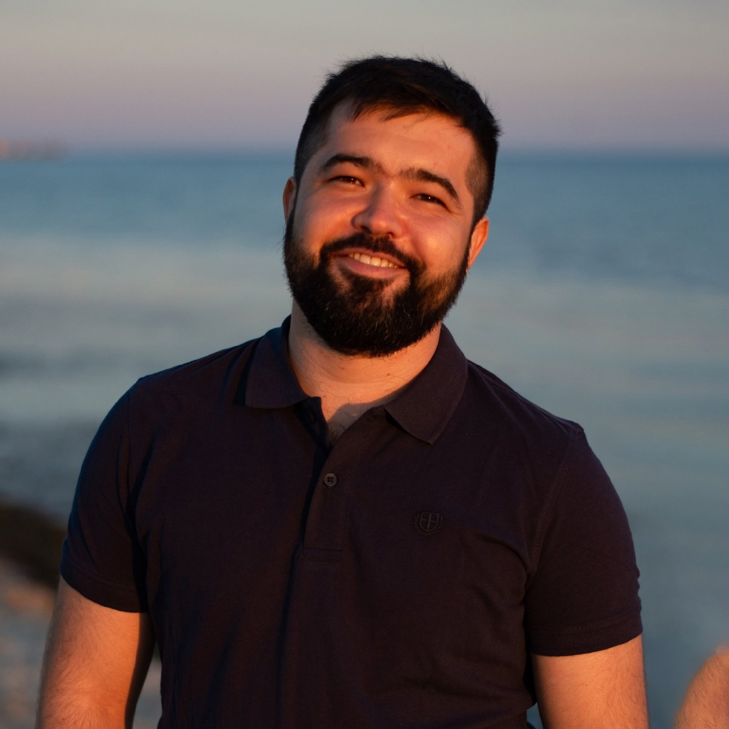 Художник Ленур Велиляев