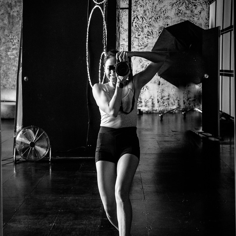 Контакты фотографа. Портретный и репортажный фотограф. Эмоциональные и откровенные портрет
