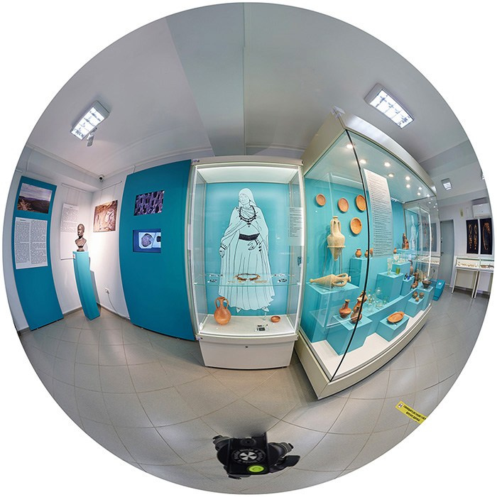 Виртуальная экскурсия по выставке «Мир варваров Таврии и Херсонес, Рим, Византия»