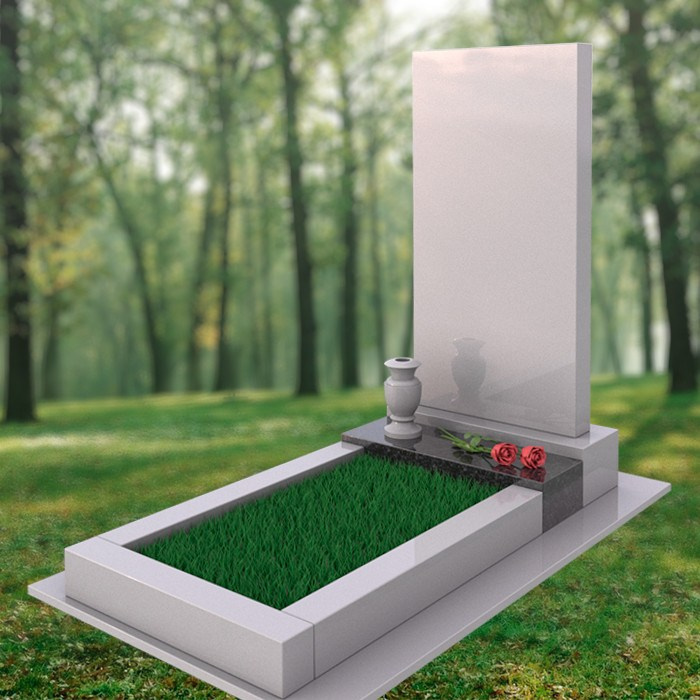 Полки на цветниках. Granum-memorial