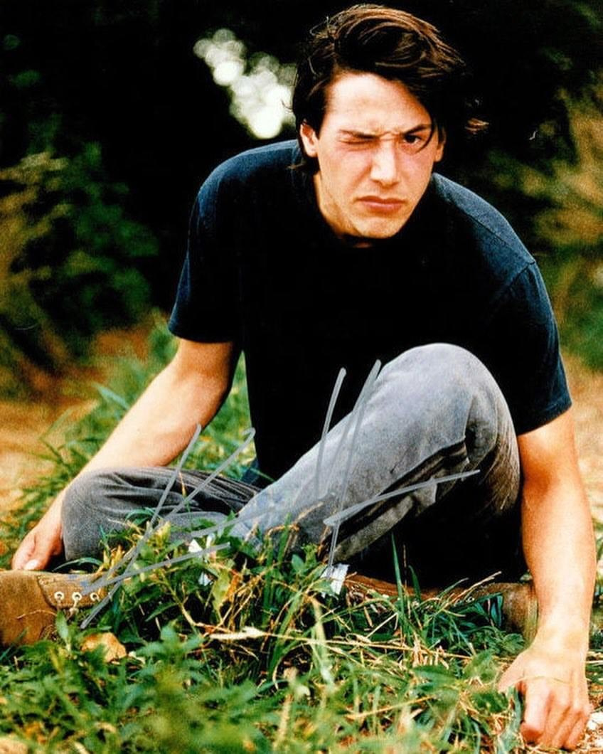 Киану Ривз на фото Deborah Feingold, 1989 год  