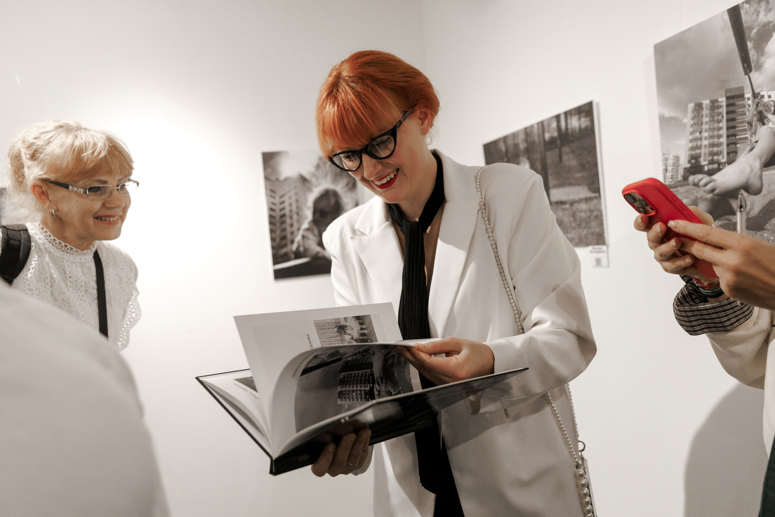 Печатный каталог выставки MFamilia. Организация фотовыставок в Петербурге и Москве, MFamilia (МФамилия)