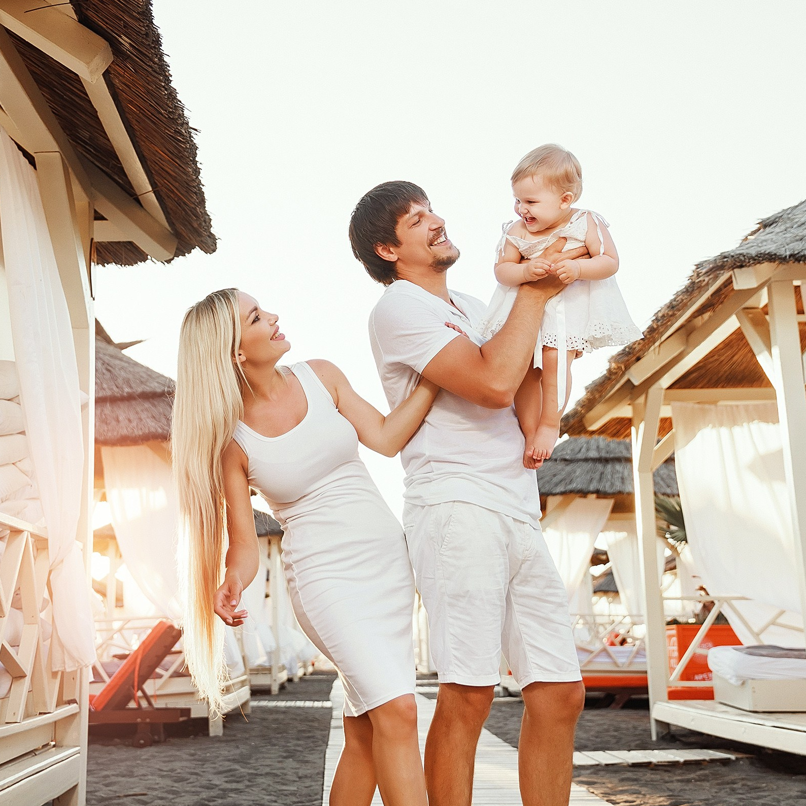 Подарочные сертификаты на фотосессию. Свадебный и семейный фотограф в Сочи Денис Вялов