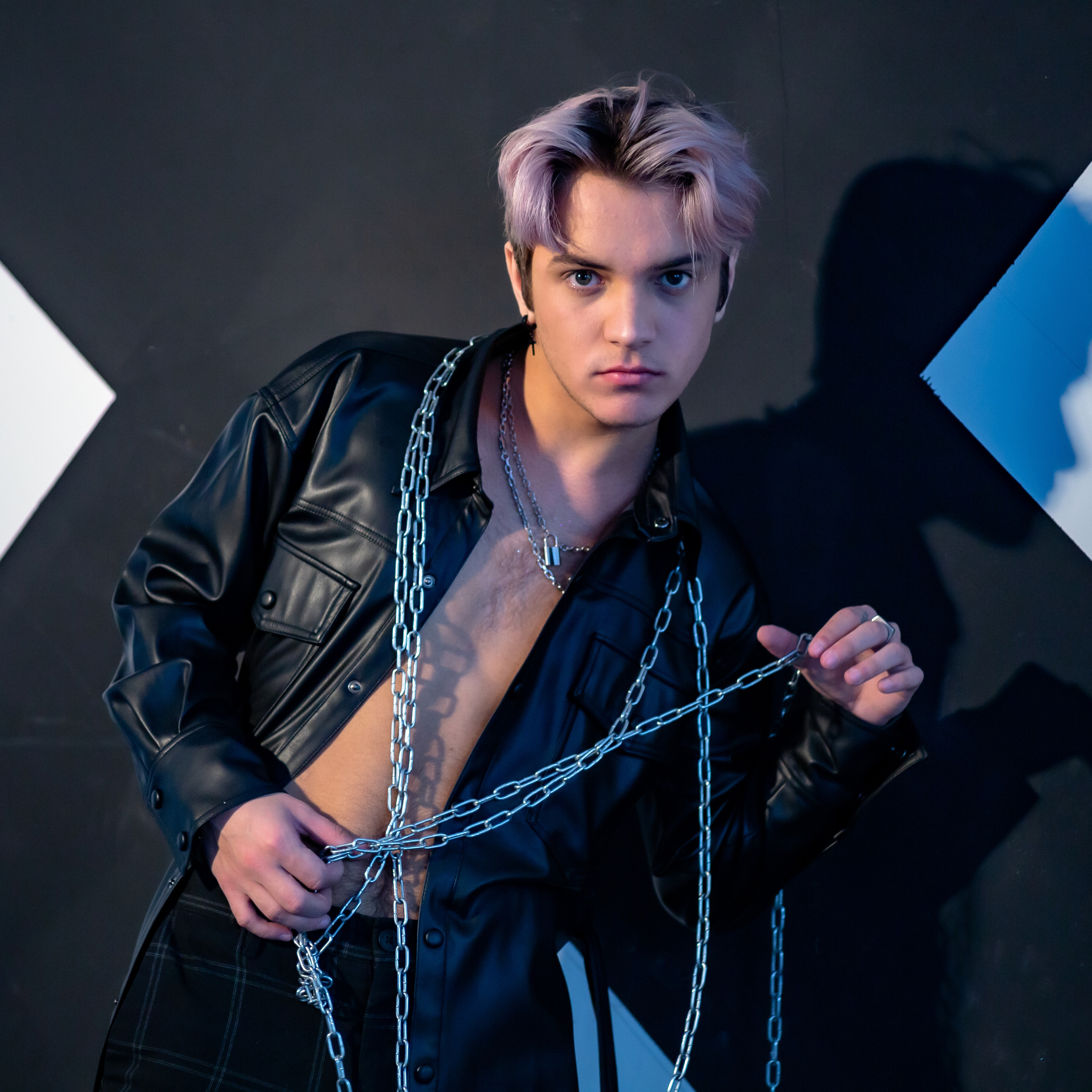 Информация. Фотограф в Красноярске Владимир З