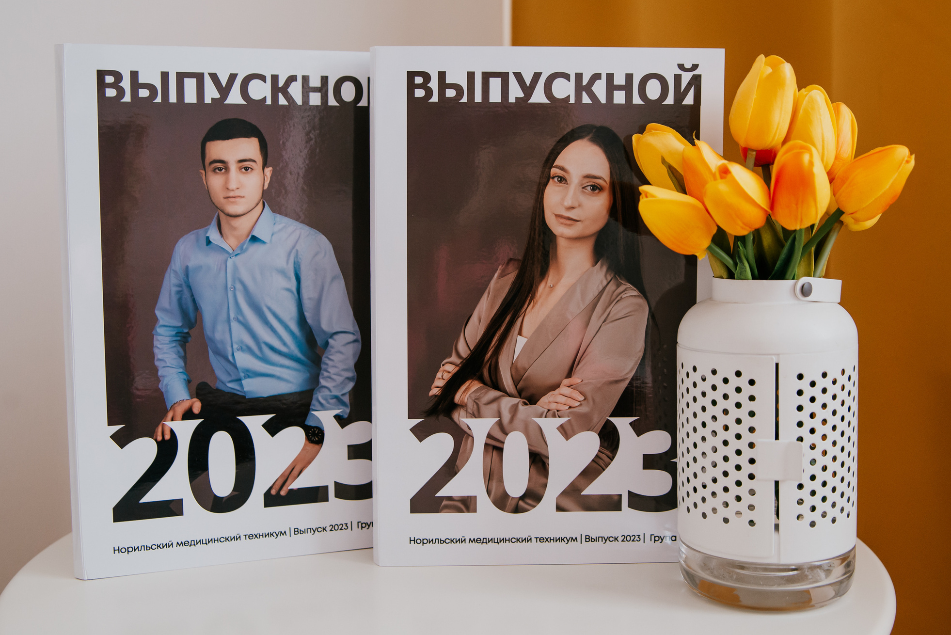 ФОТОКНИГИ И ВЫПУСКНЫЕ АЛЬБОМЫ. Фотостудия Studio N1 в Норильске Фотокниги Выпускные альбомы