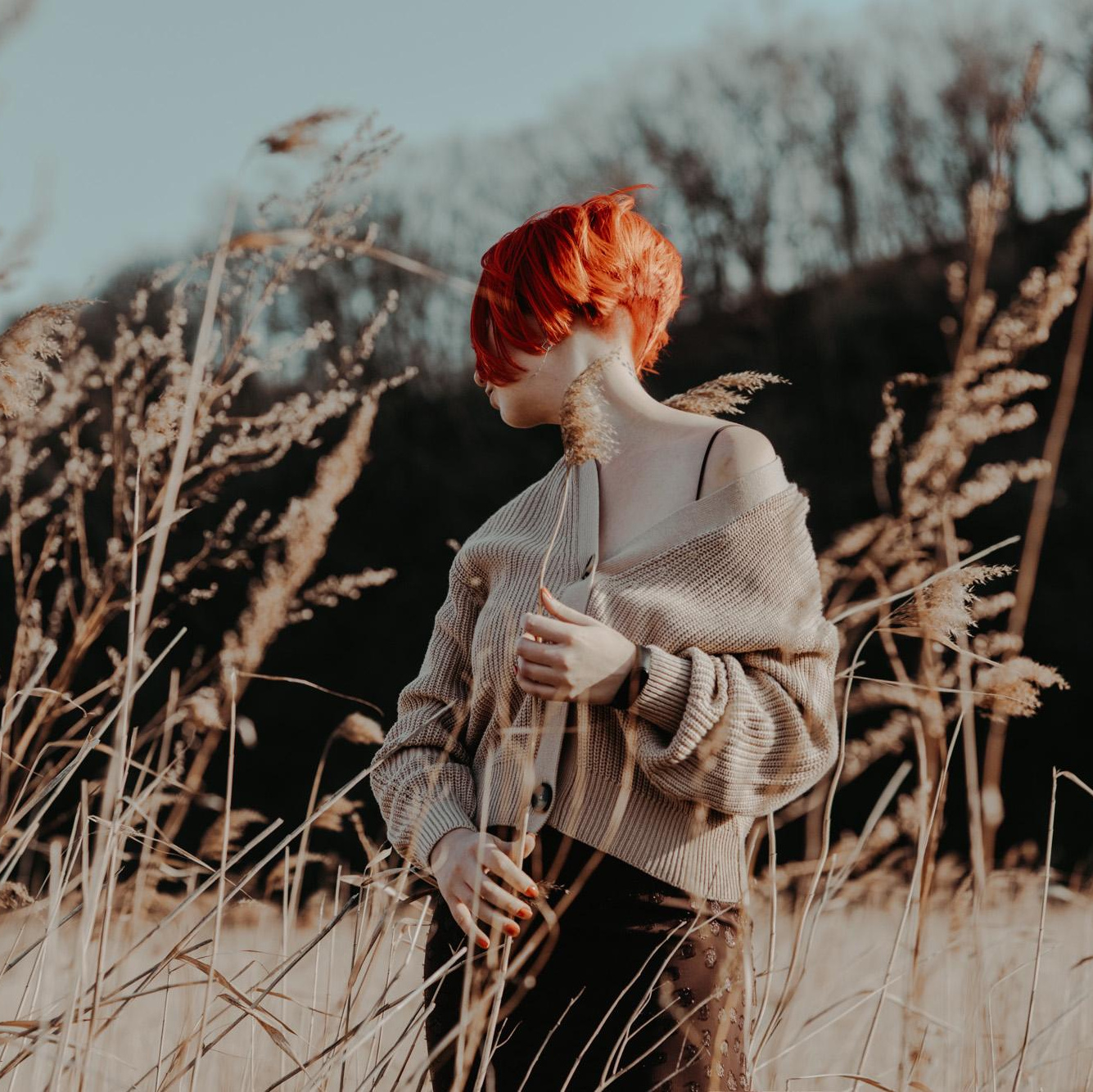 Контакты. Фотограф Ярмишко Дарья. Выпускные фотокниги