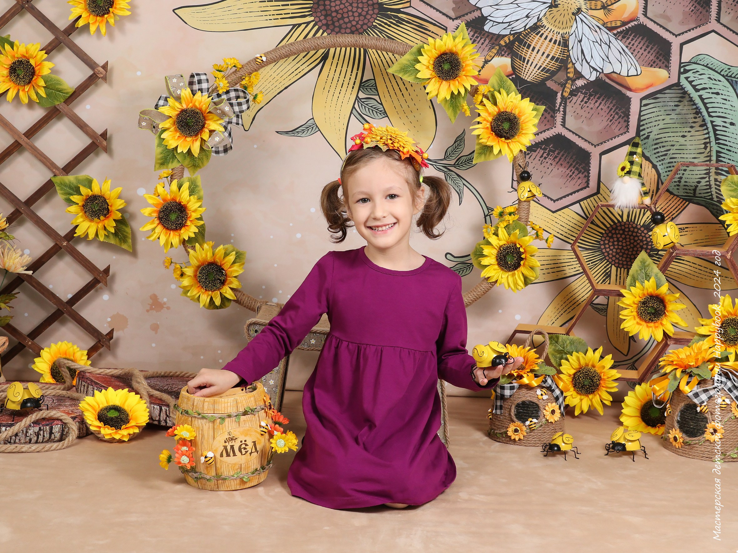 Фотосессия «Пчёлки». Детский фотограф в Алматы, виньетки, выпускной альбом Алматы