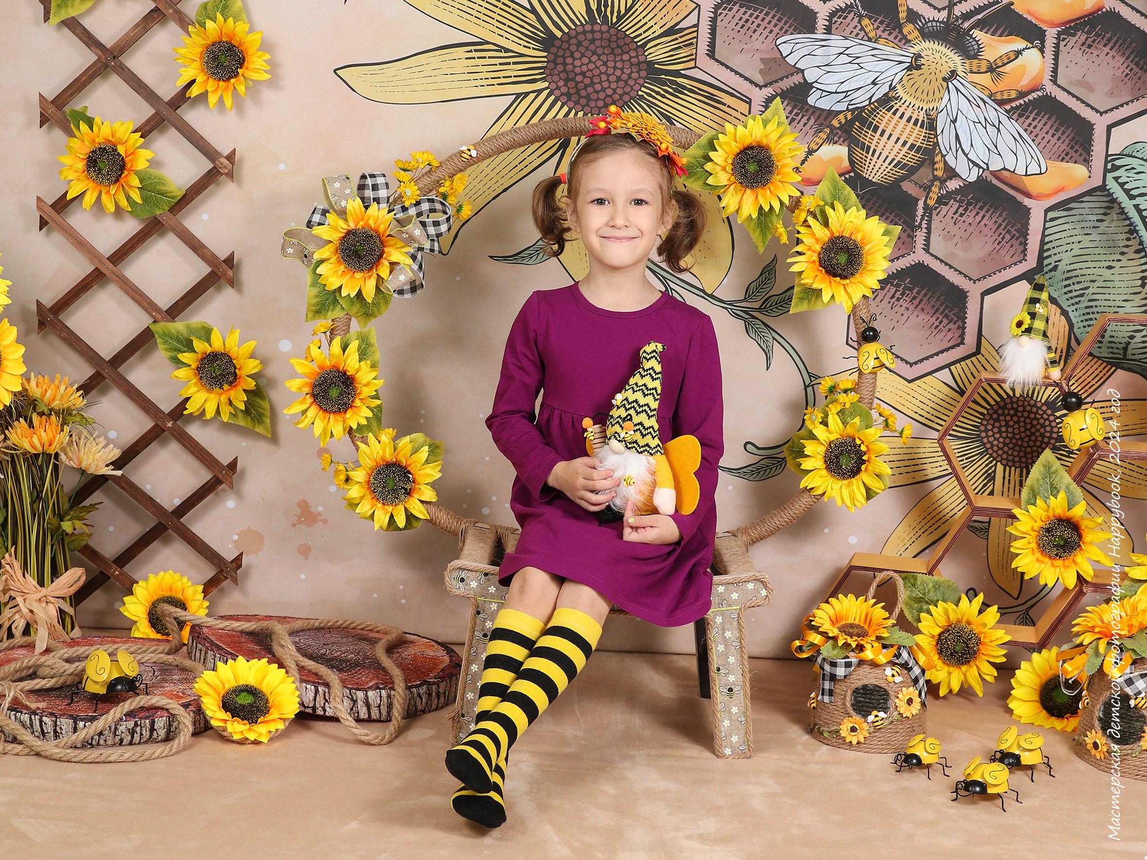 Фотосессия «Пчёлки». Детский фотограф в Алматы, виньетки, выпускной альбом Алматы