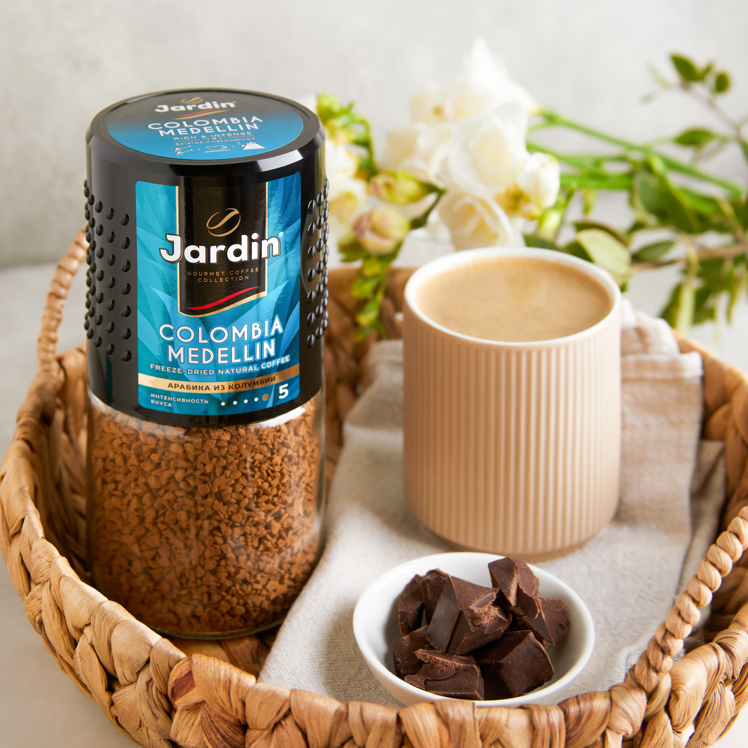 Продукты и товары. Ретушёр Юлия Гукова