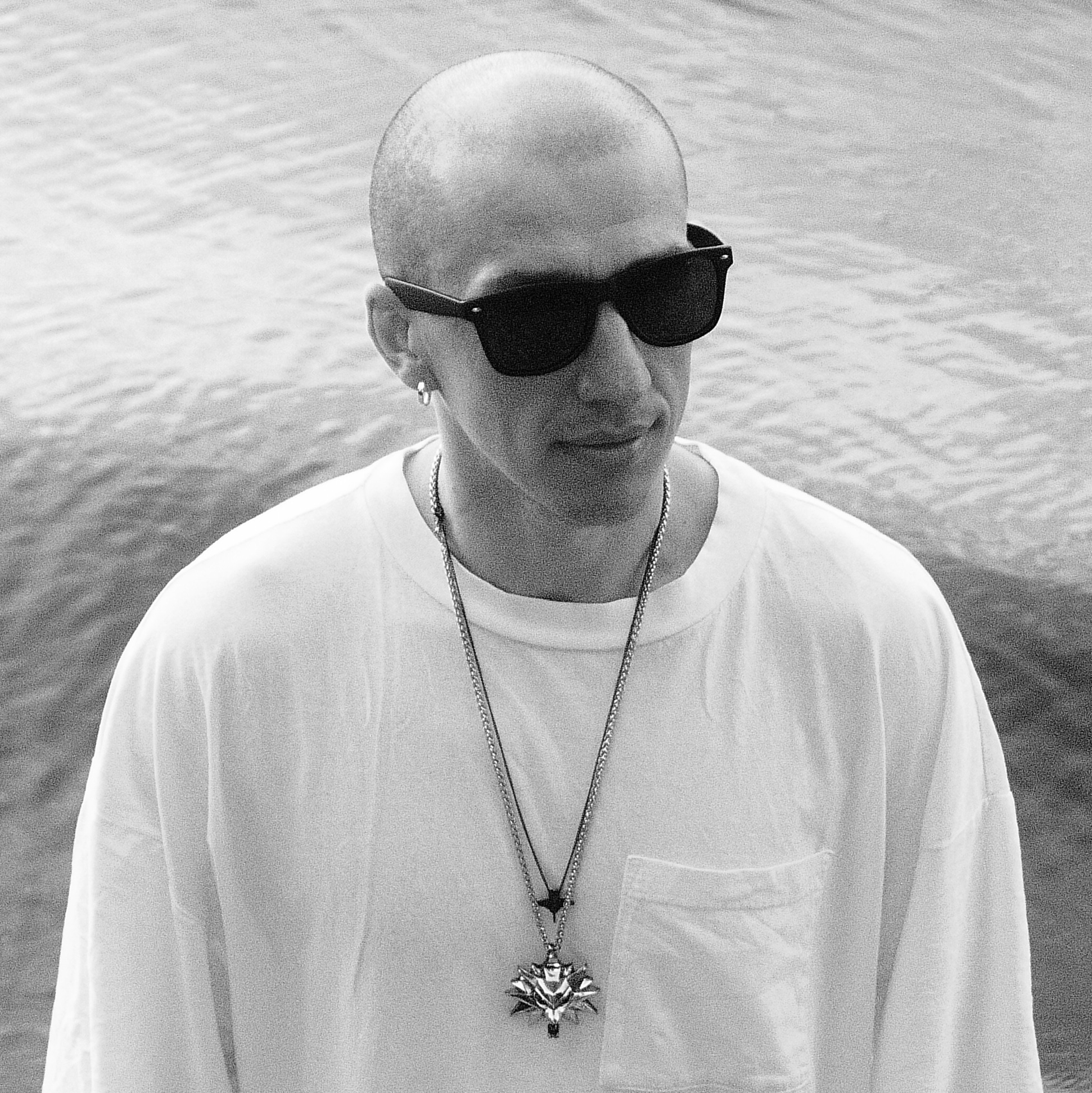 Контакты. Олег Левин — профессиональный концертный и бэкстейдж фотограф в Москве