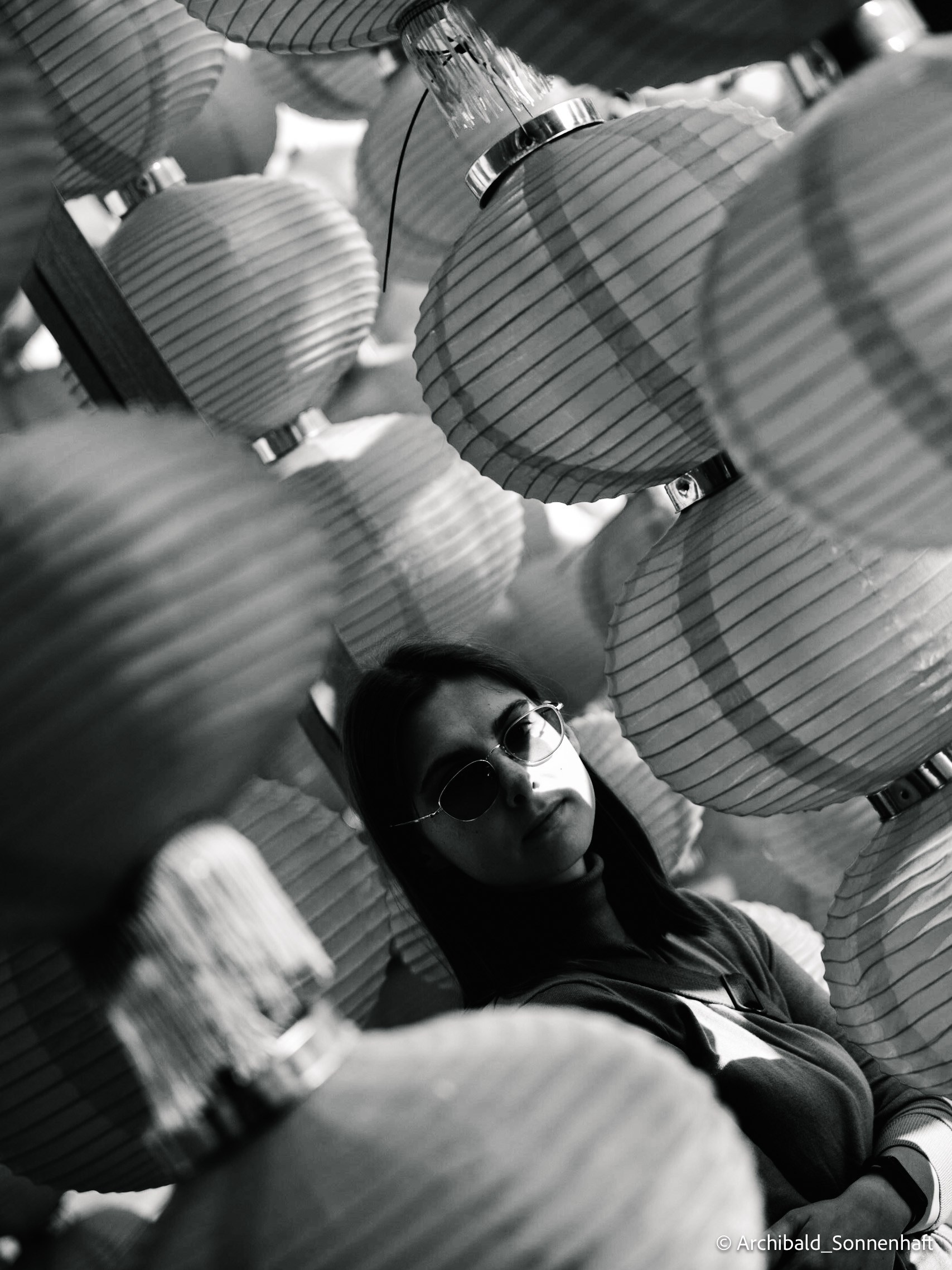 Chinese Lanterns Day. Photographer in Guangzhou, China. Archibald Sonnenhaft