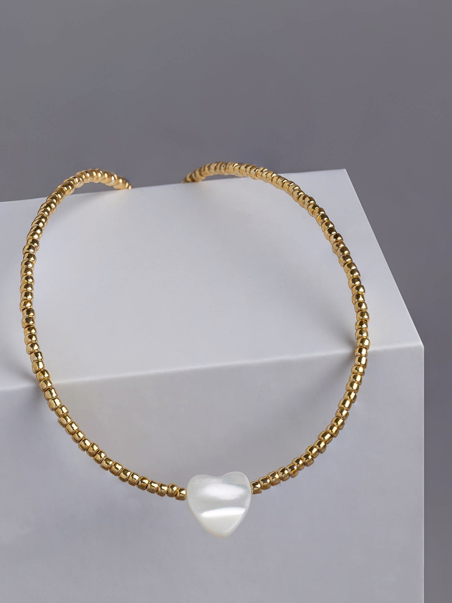 Отбор товаров для предметной съемки. Предметная фотосъемка Ростов. Предметный фотограф Юлия Катаева