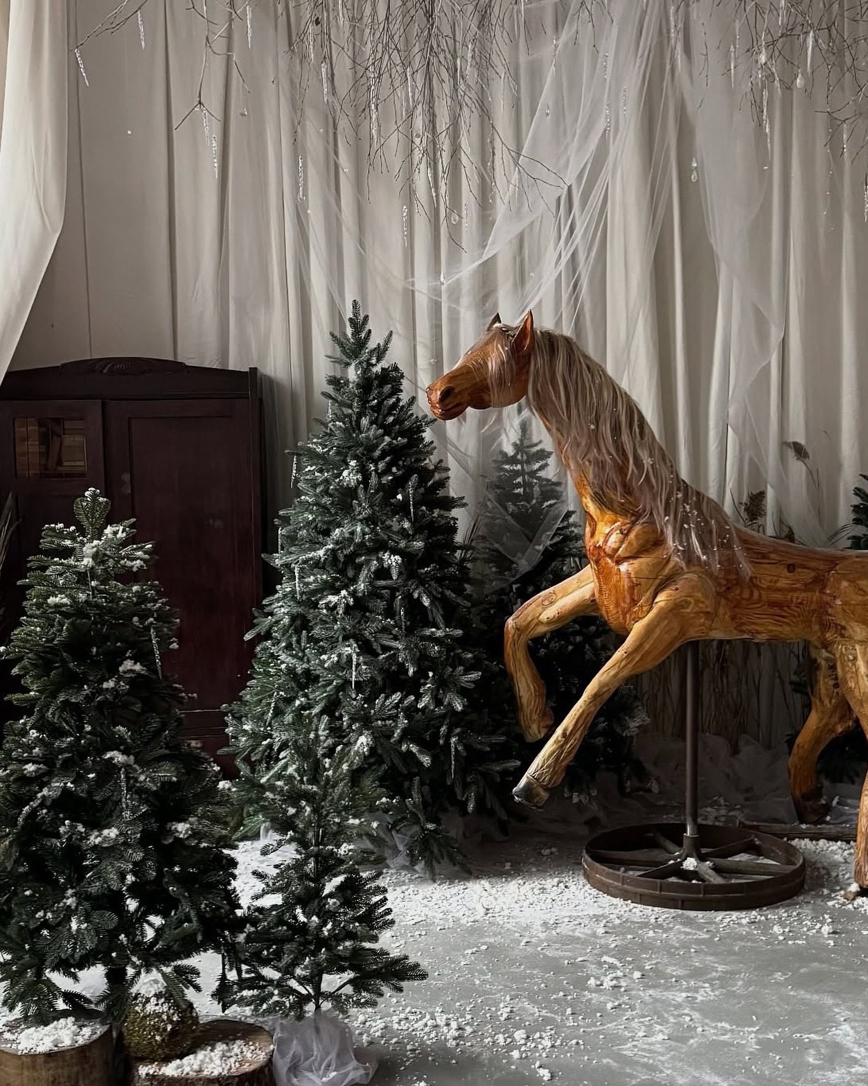 Лучшие фотостудии Санкт-Петербурга для новогодней фотосессии: подборка для разных стилей съёмки. Фотограф для брендов в Санкт-Петербурге — Анастасия Галина