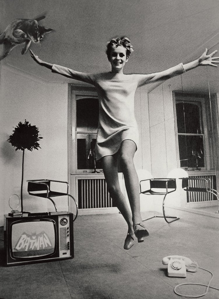 Helmut Newton. Выпускные альбомы, фотограф Денис Зимин в городе Ростове-на-Дону