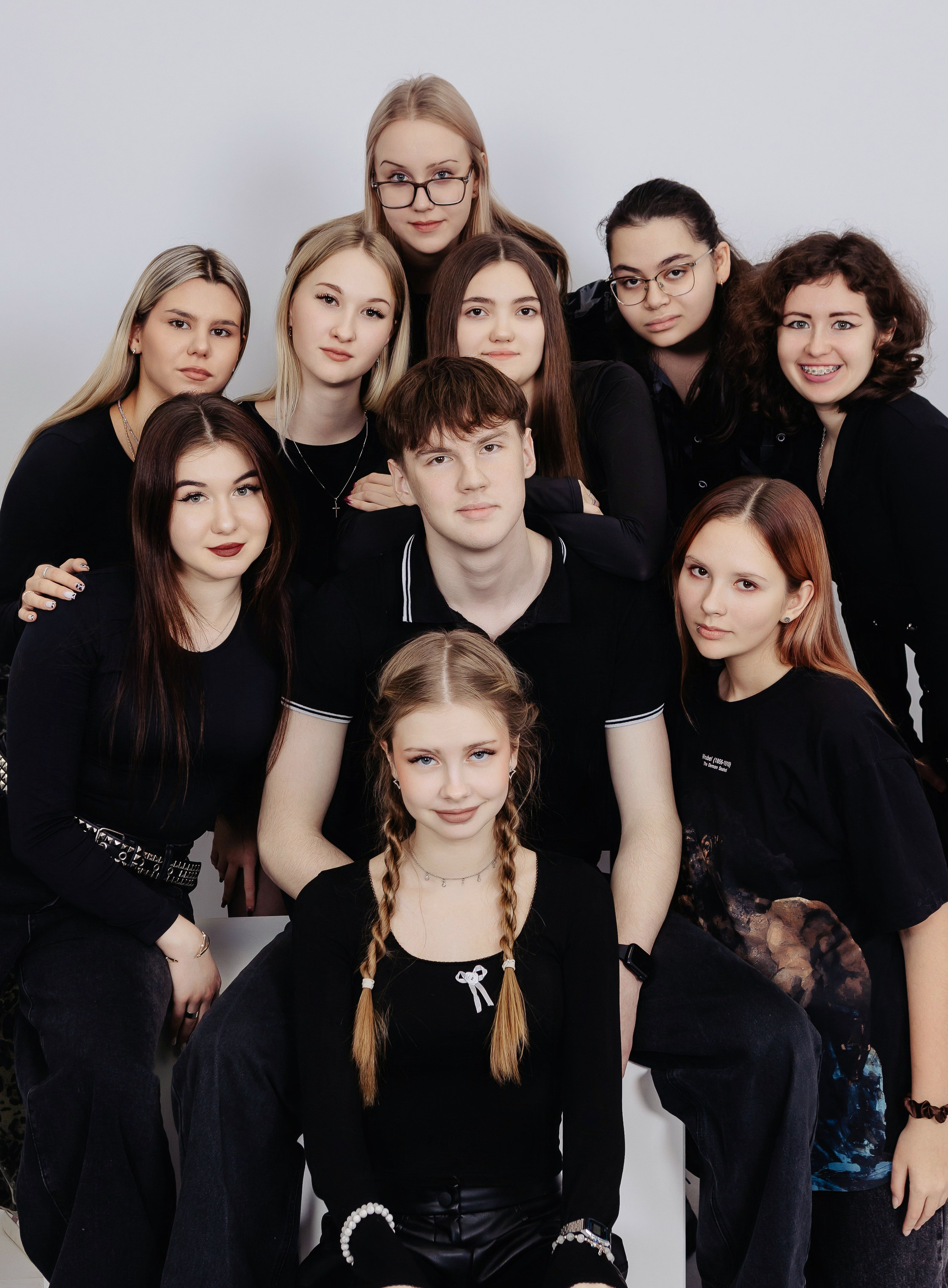 Выпускные альбомы в Луге/Школьные съёмки